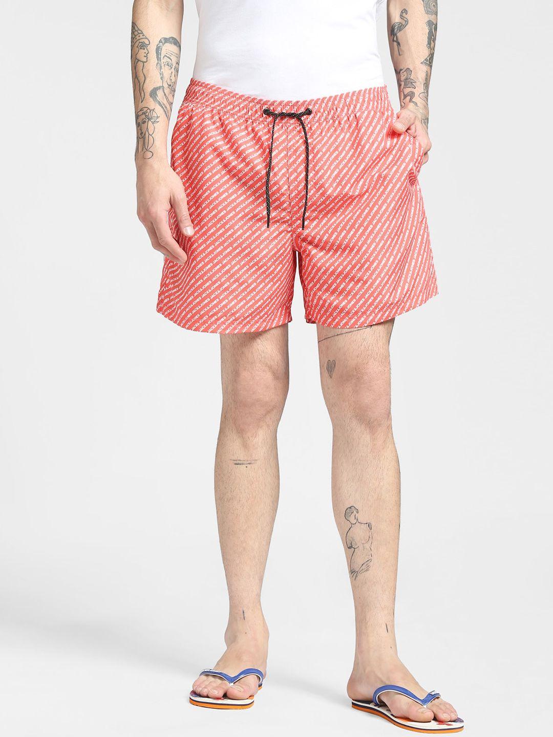 jack & jones men coral typography printed shorts