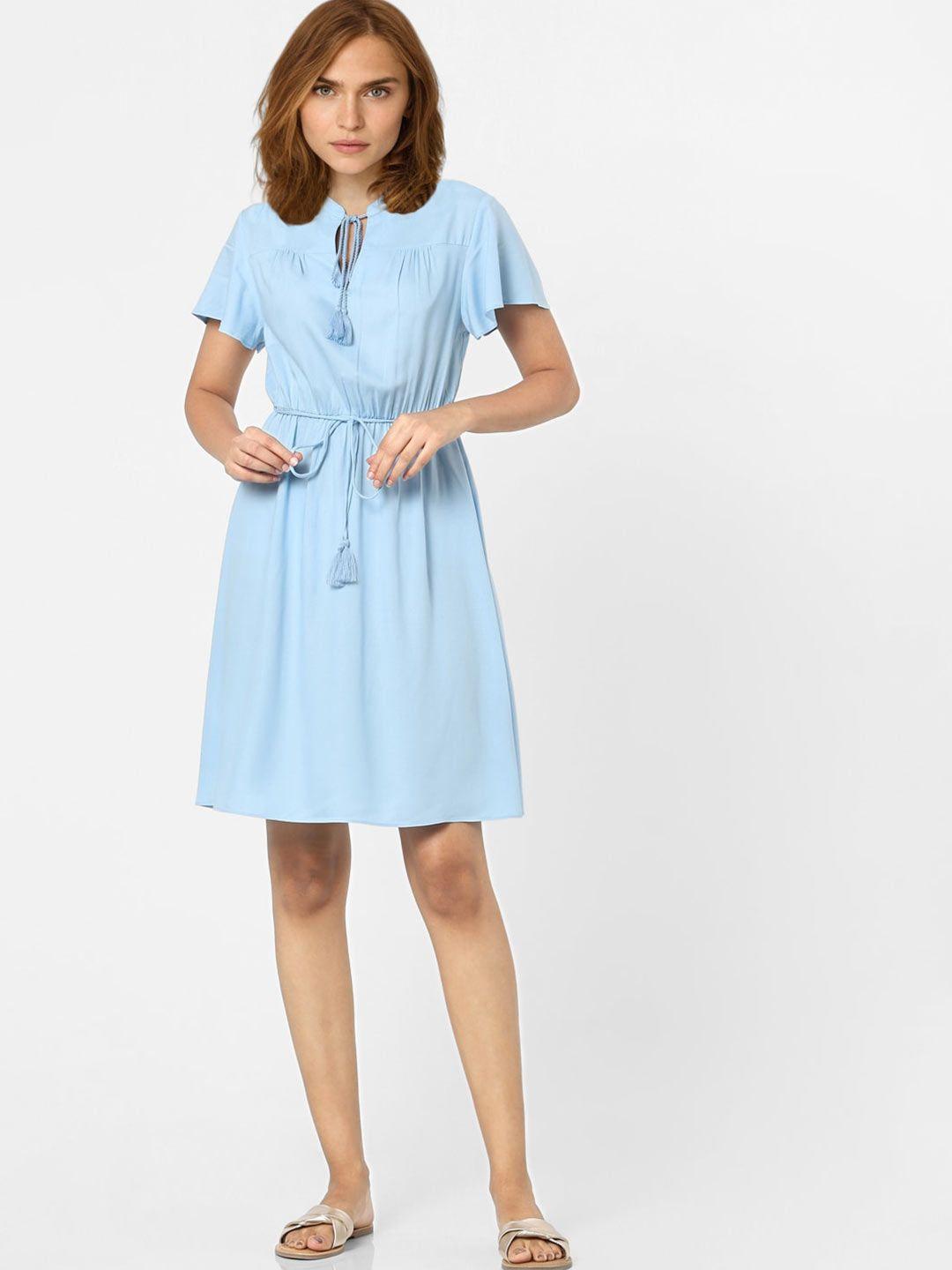 vero moda blue solid tie-up neck fit & flare dress