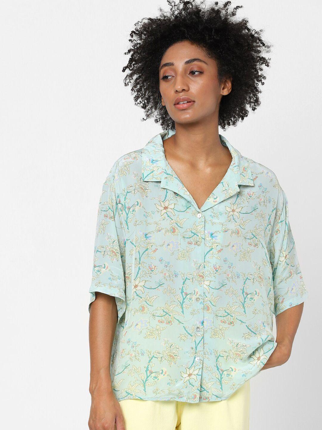 only women white floral printed casual shirt