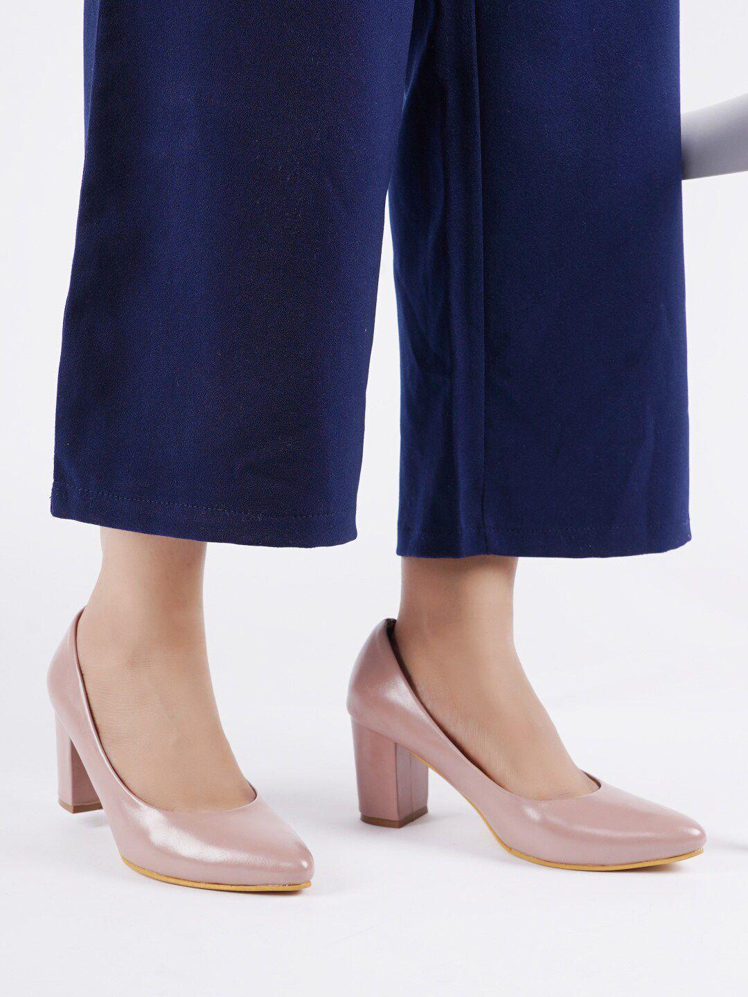 rubeezz peach-coloured party block pumps