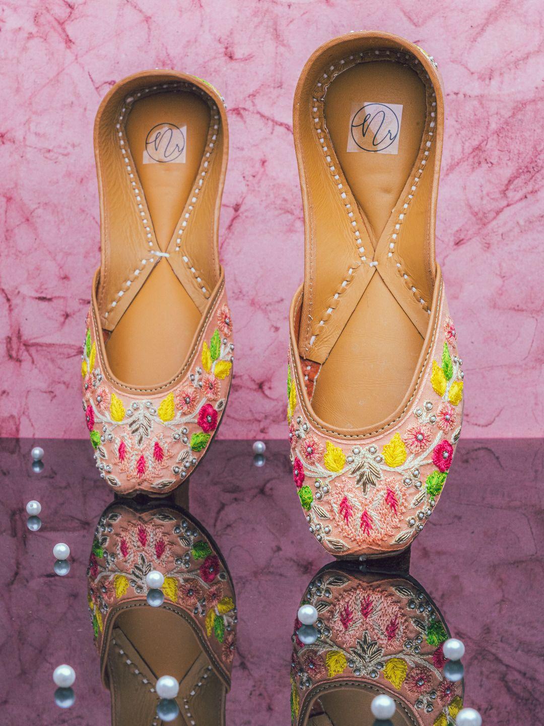 nr by nidhi rathi women peach-coloured printed mojaris flats