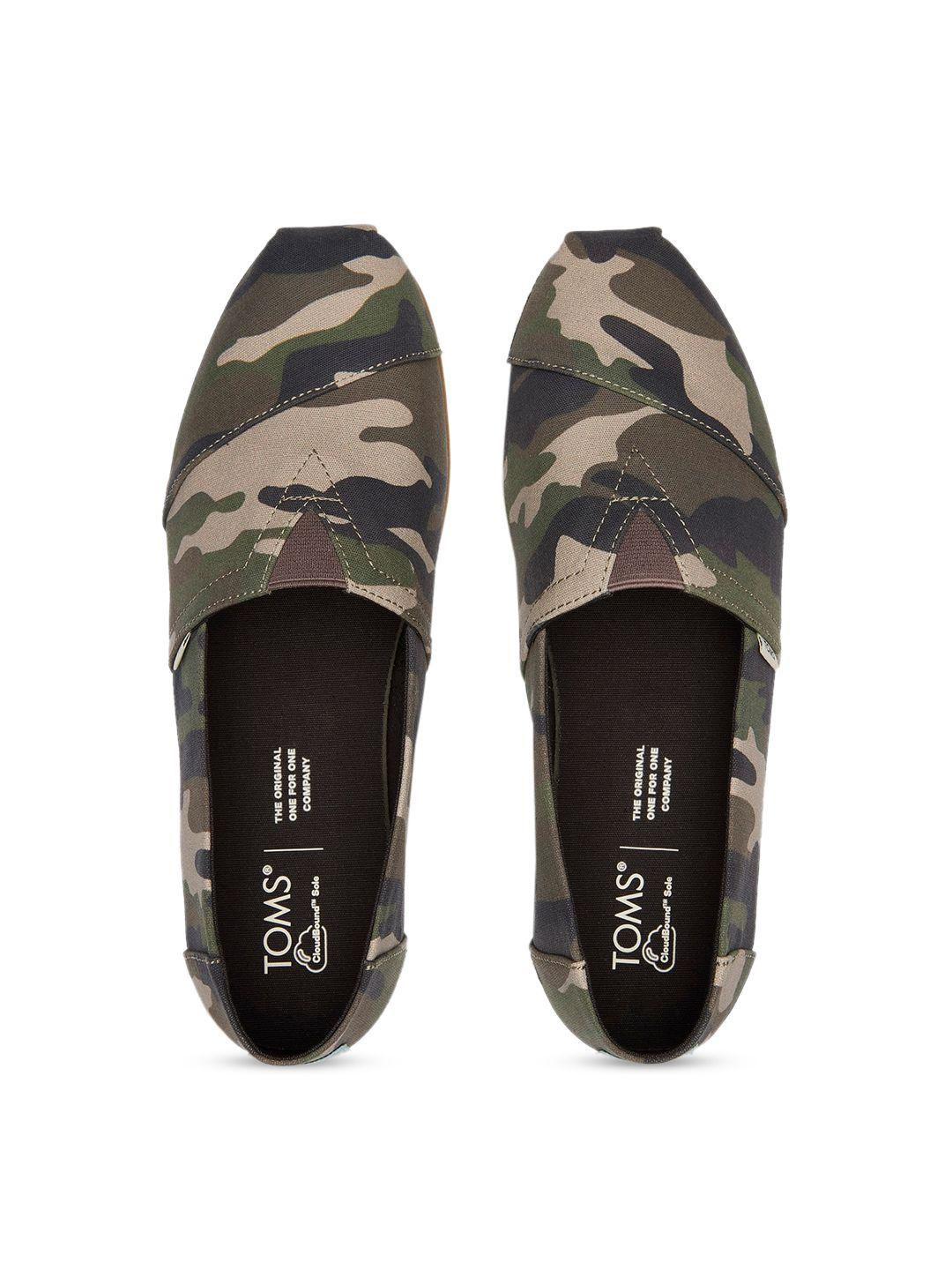 toms men green camouflage print alpargata sneakers