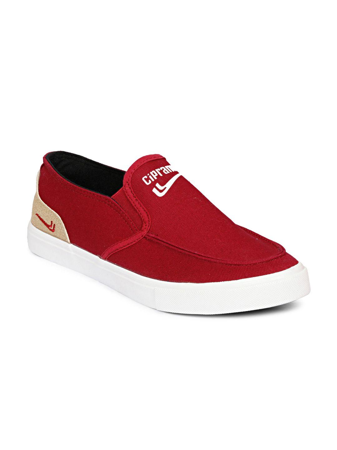 cipramo sports men maroon colourblocked slip-on sneakers