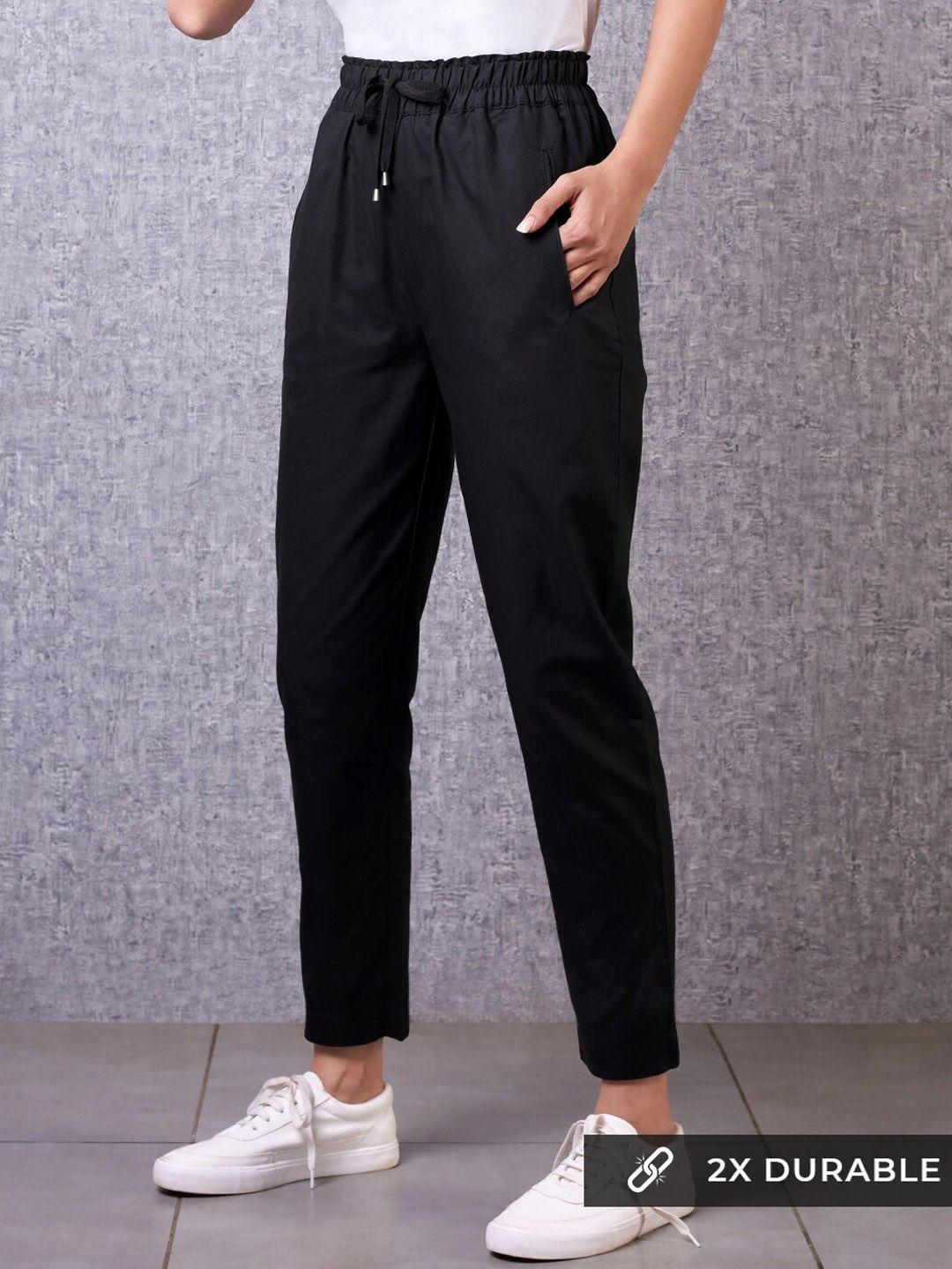 the souled store women black solid joggers track pants