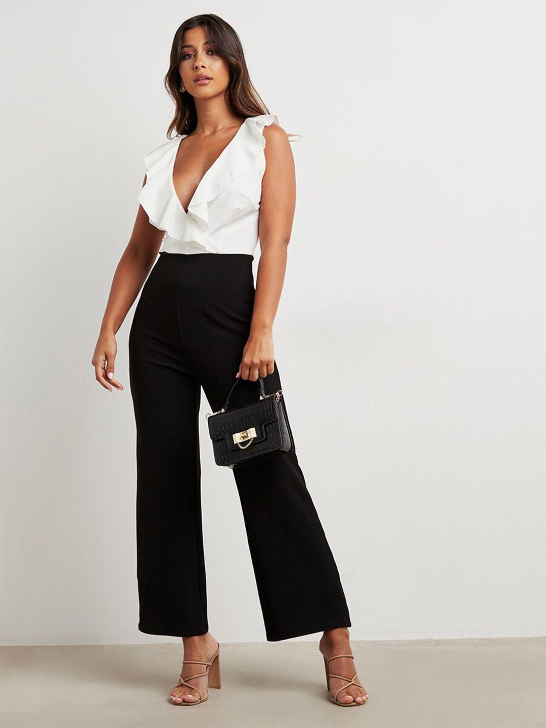 styli cream-coloured & black colourblocked basic jumpsuit