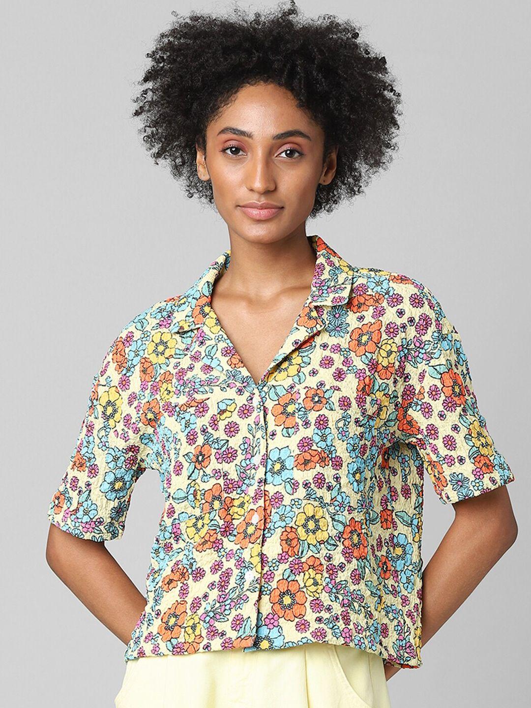 only women white floral printed casual shirt