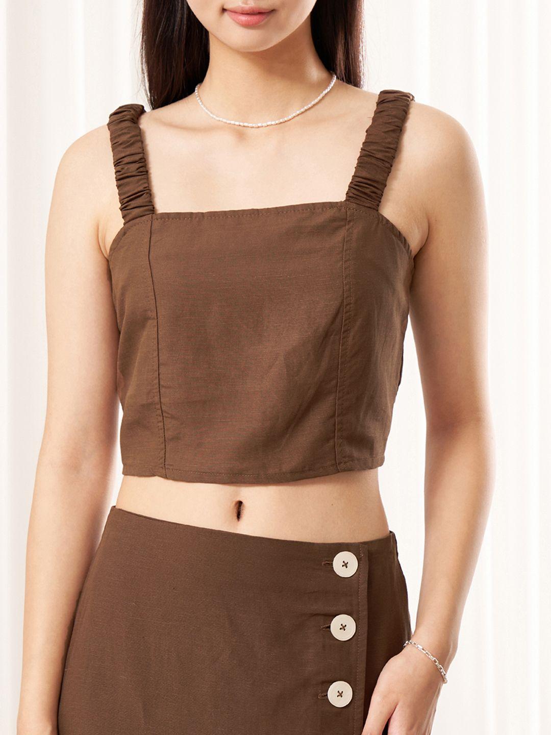 8seconds coffee brown solid smocked crop top