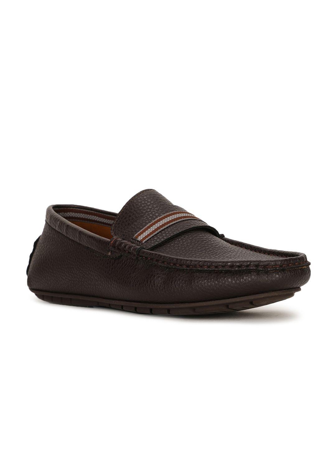 bata men brown textured loafers