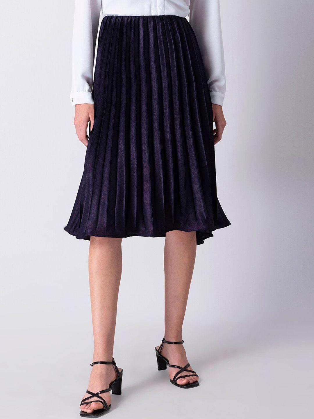 faballey women purple solid a-line pleated midi skirt