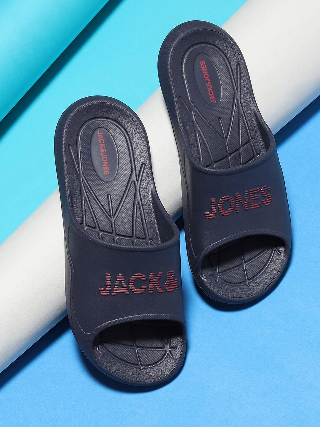 jack & jones men blue printed sliders