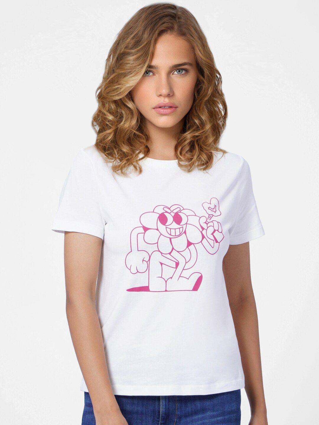 only women white printed t-shirt