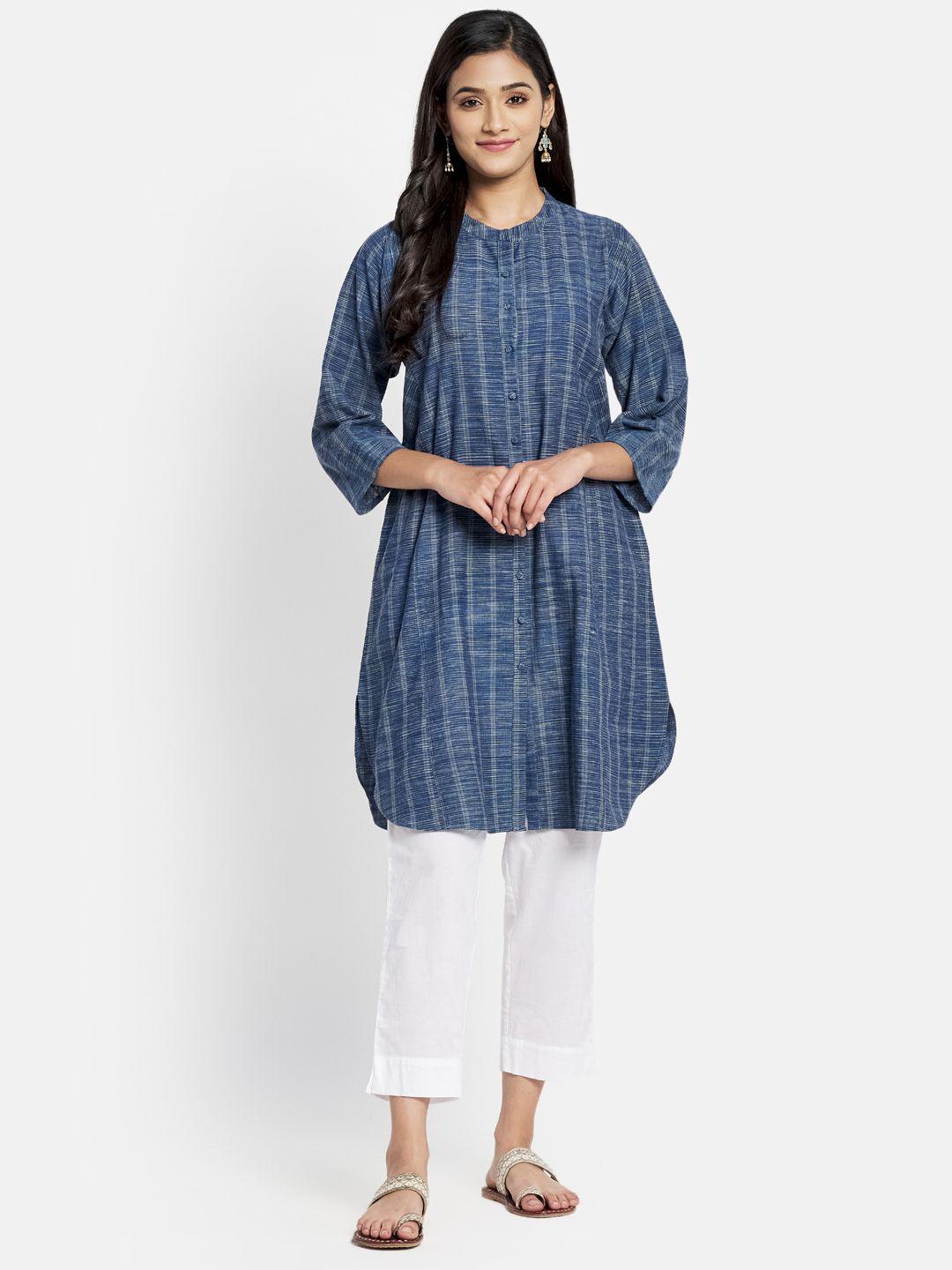 fabindia women navy blue & green pure cotton checked kurta