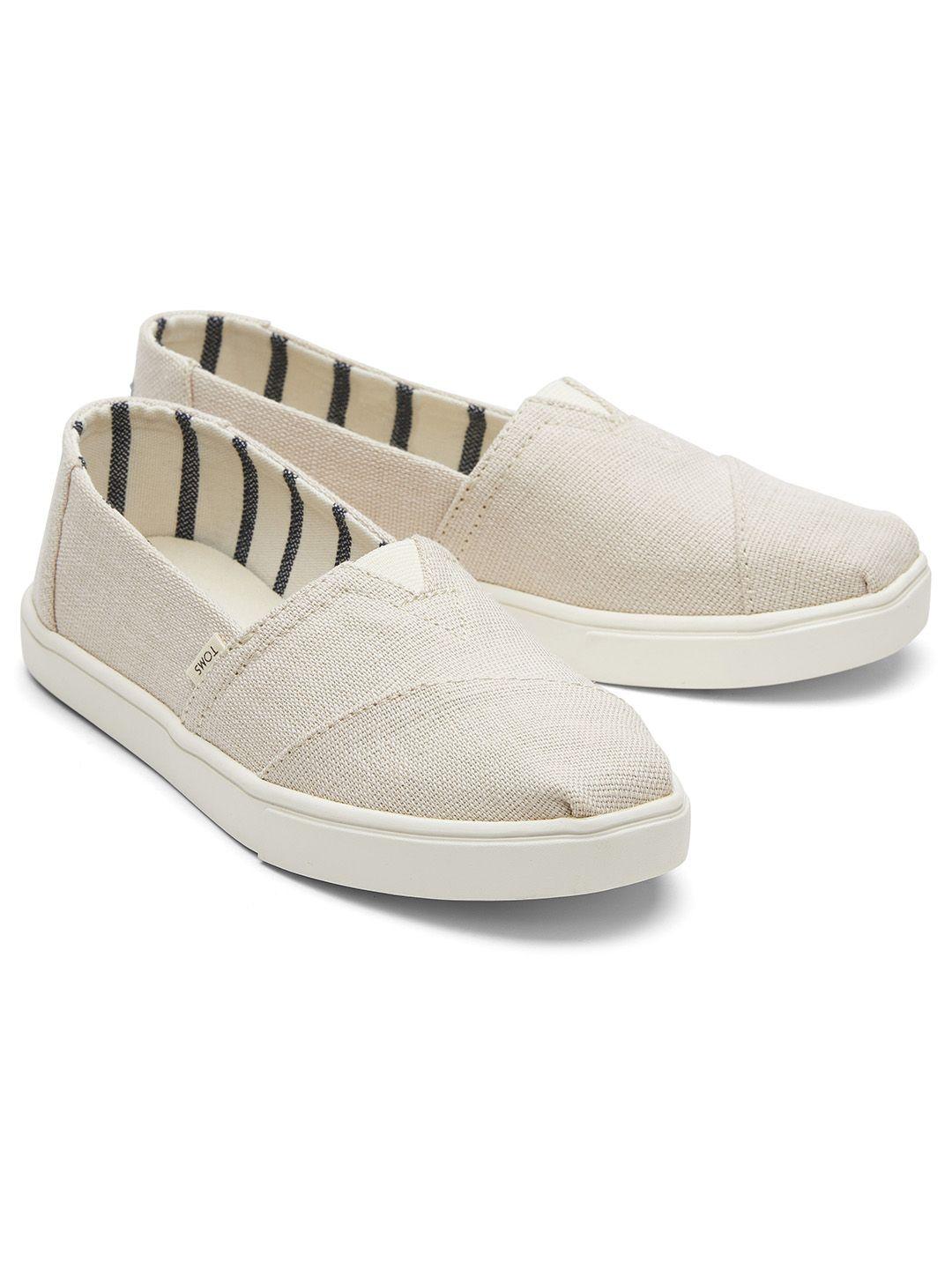 toms women beige solid slip-on sneakers