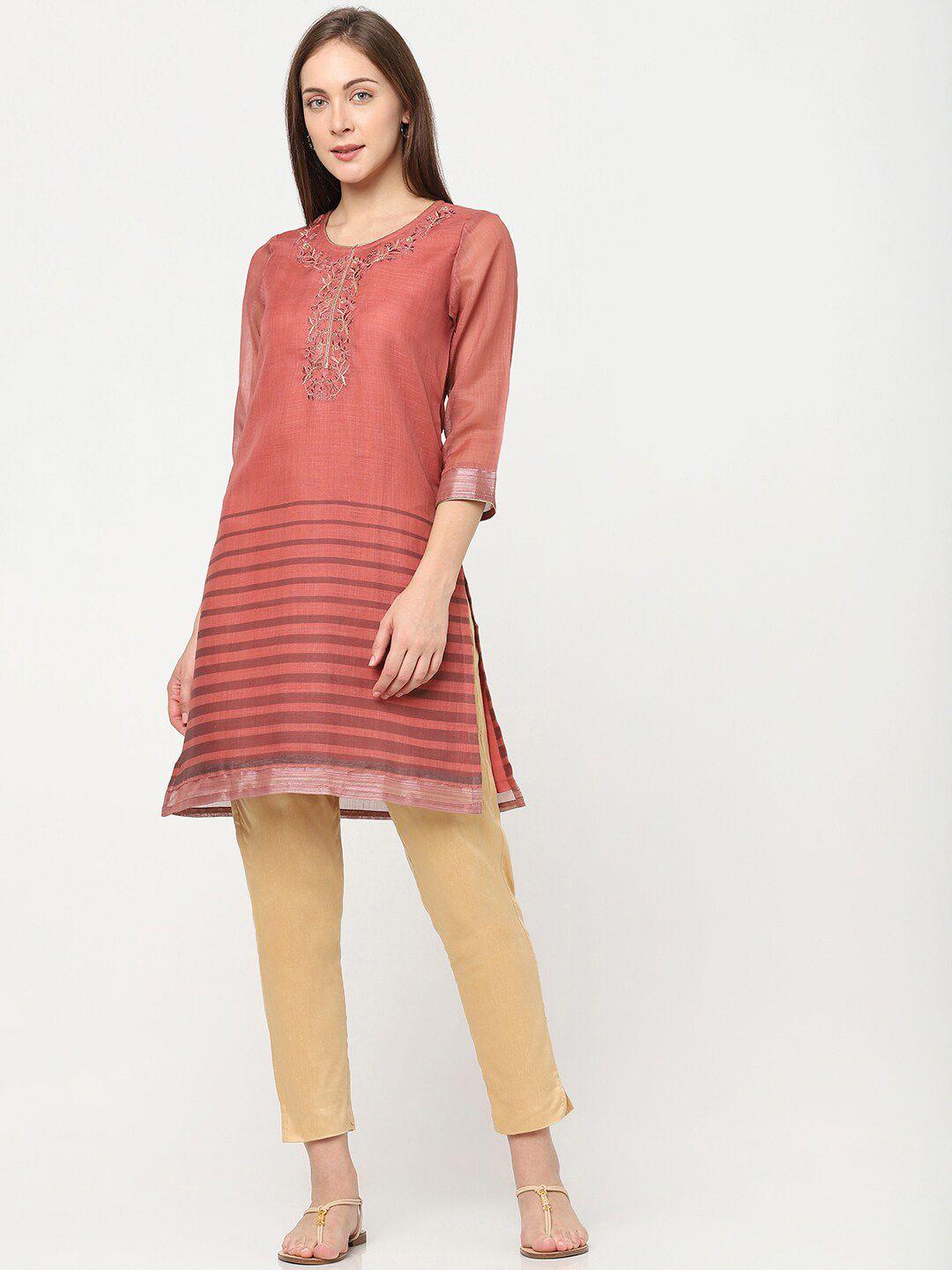 indifusion women red floral embroidered kurta