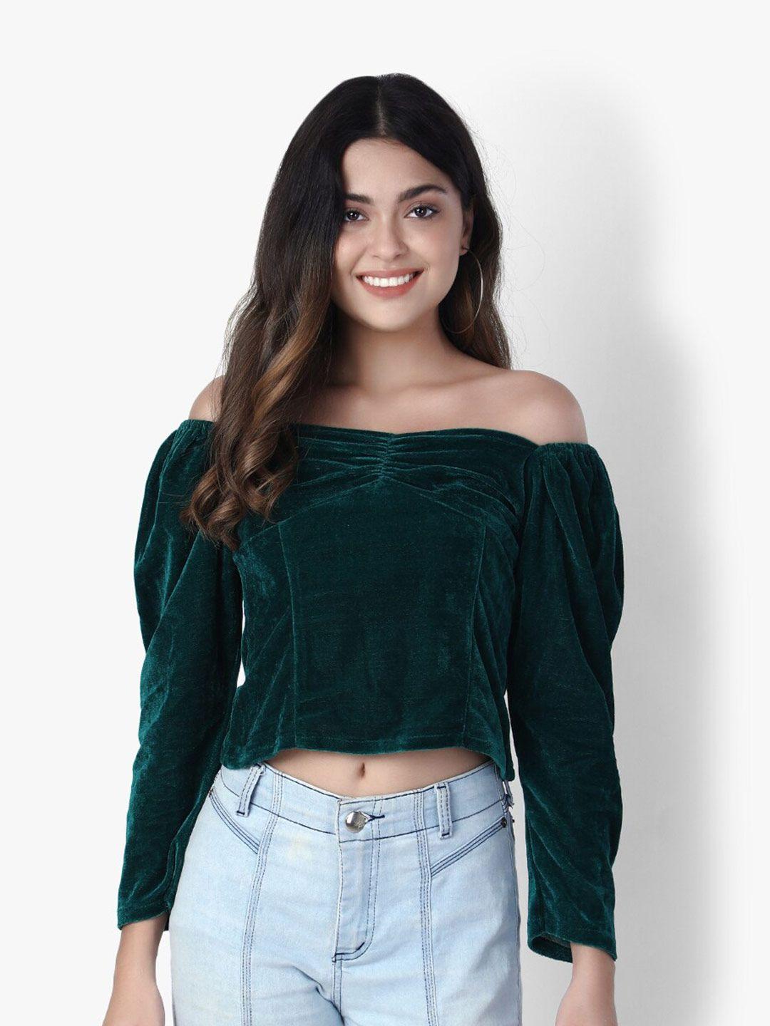 d 'vesh women green off-shoulder velvet crop top