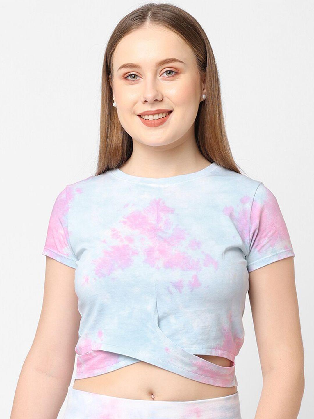 kraus jeans women blue & pink tie and dye printed slim fit t-shirt