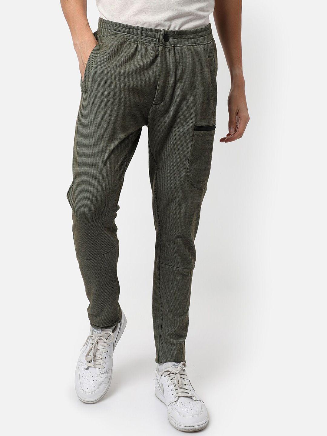 campus sutra men green regular fit solid track pants