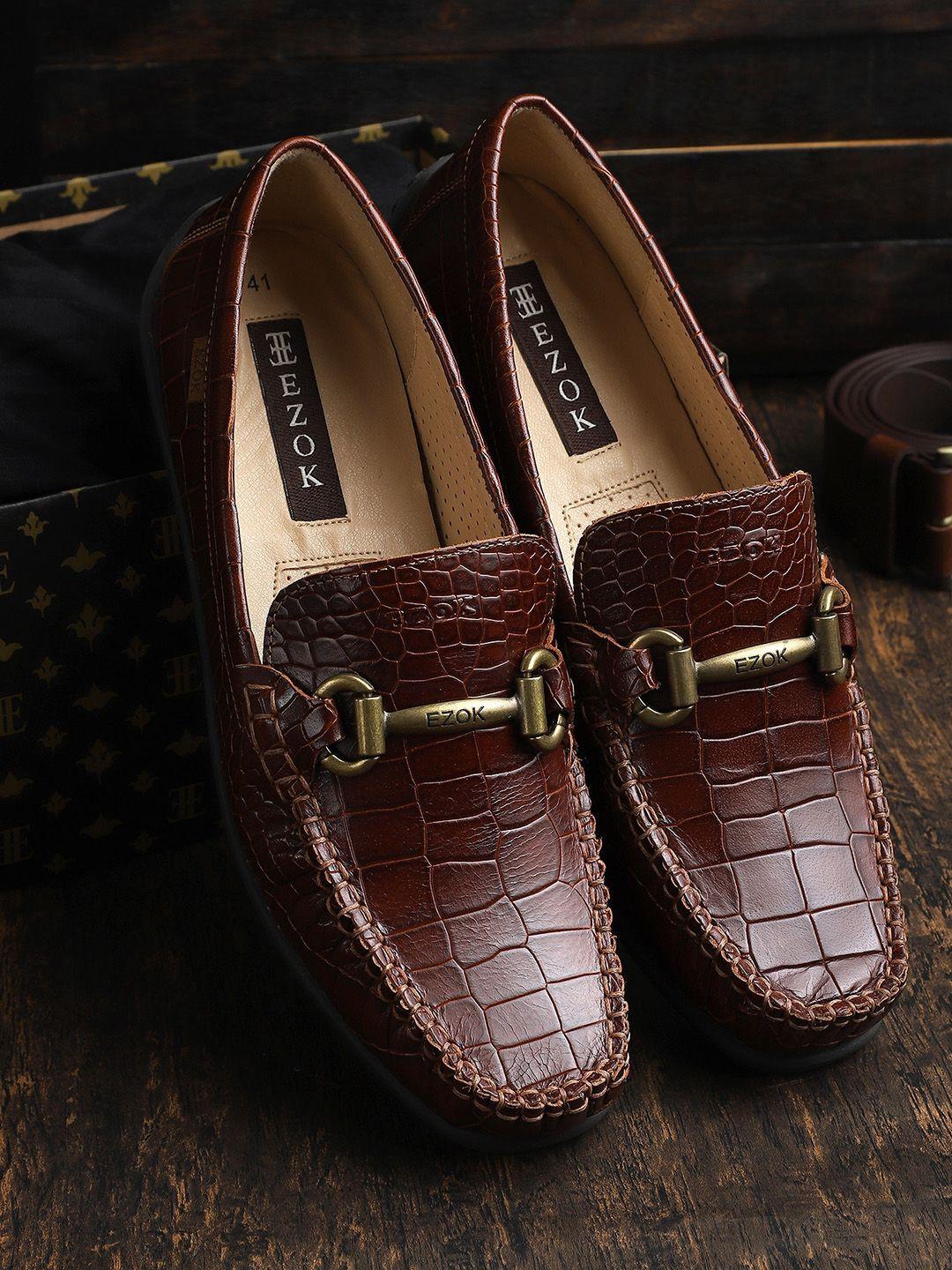 ezok men brown textured leather loafers