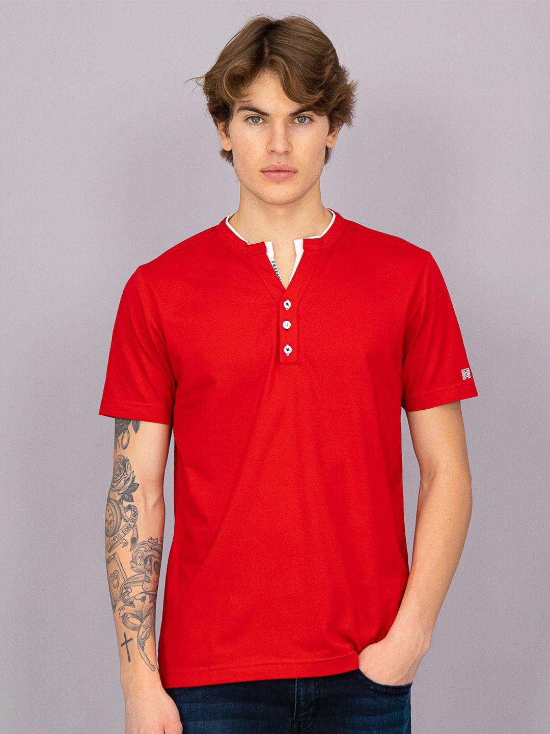 freesoul men red henley neck pure cotton t-shirt