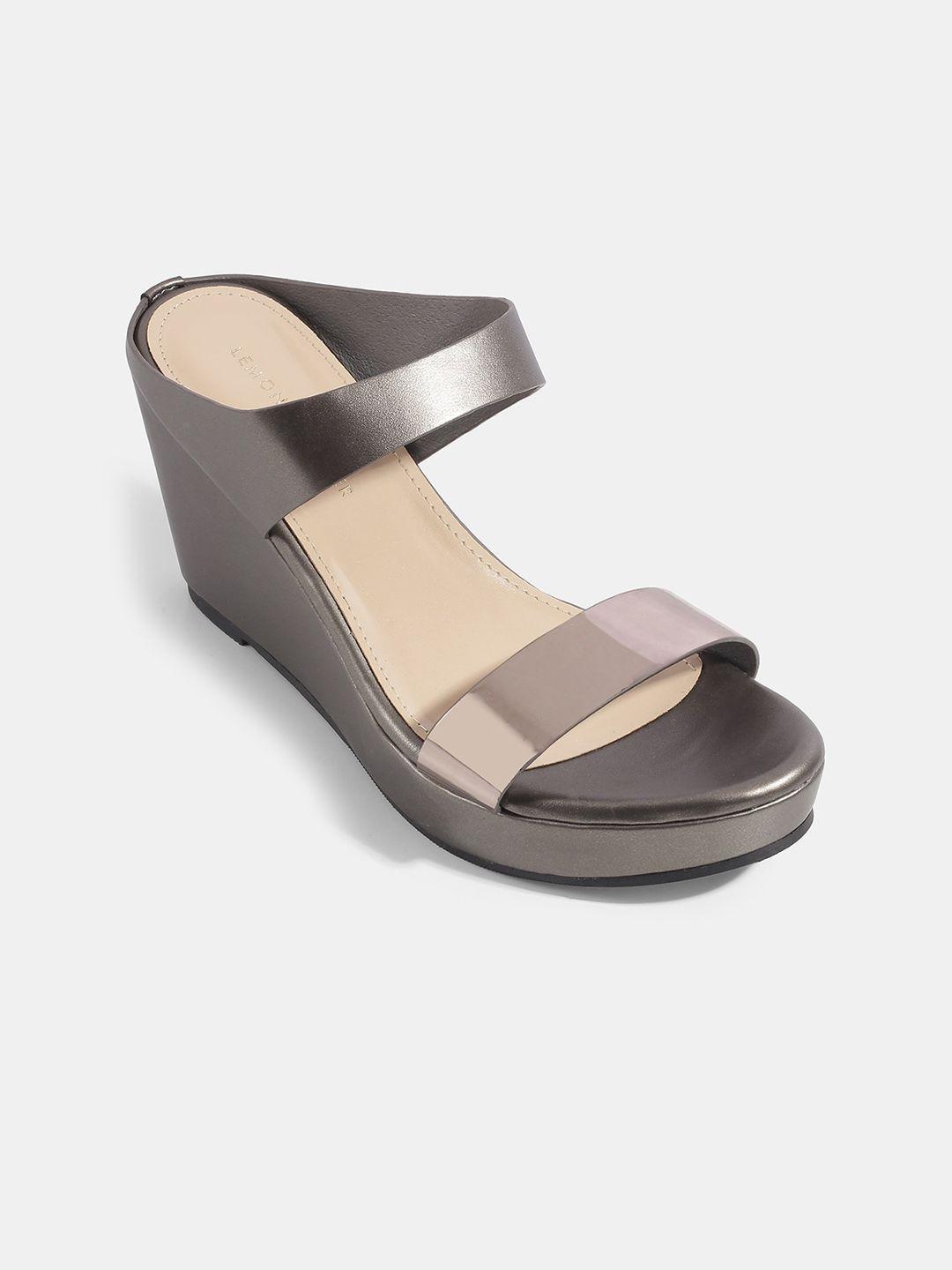 lemon & pepper gunmetal-toned pu wedge sandals