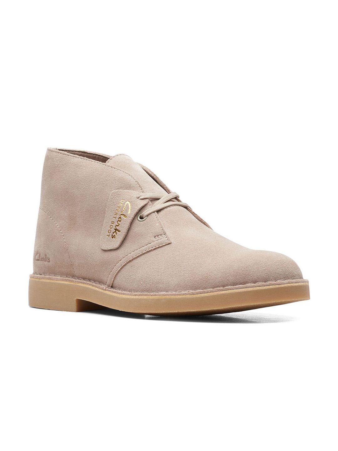 clarks men brown solid desert boots