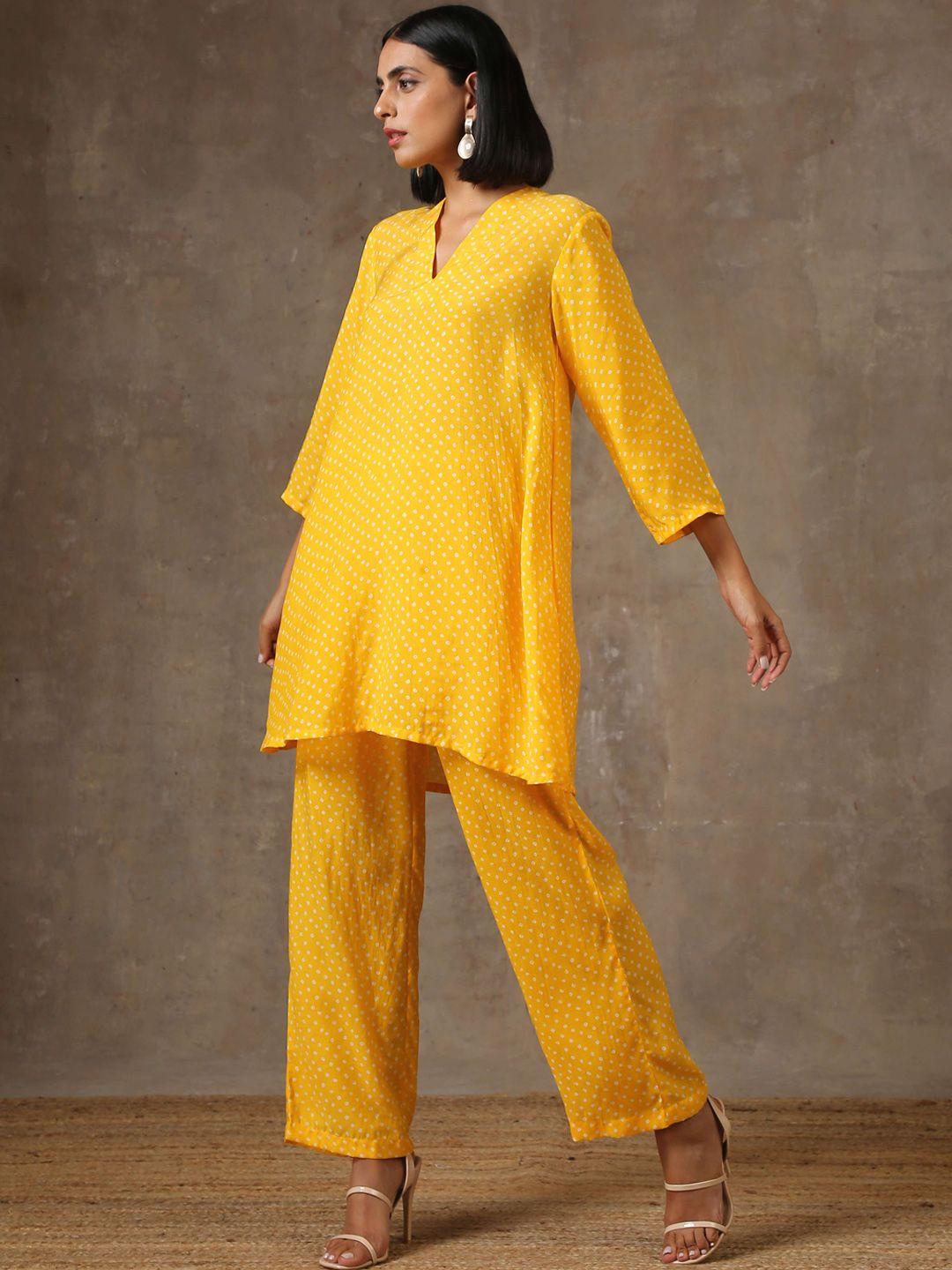 truebrowns women yellow printed kurta with trousers