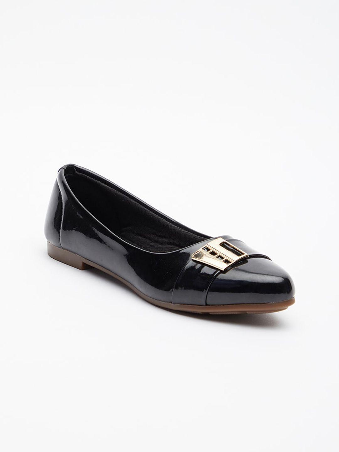 tokyo talkies women embellished ballerinas flats