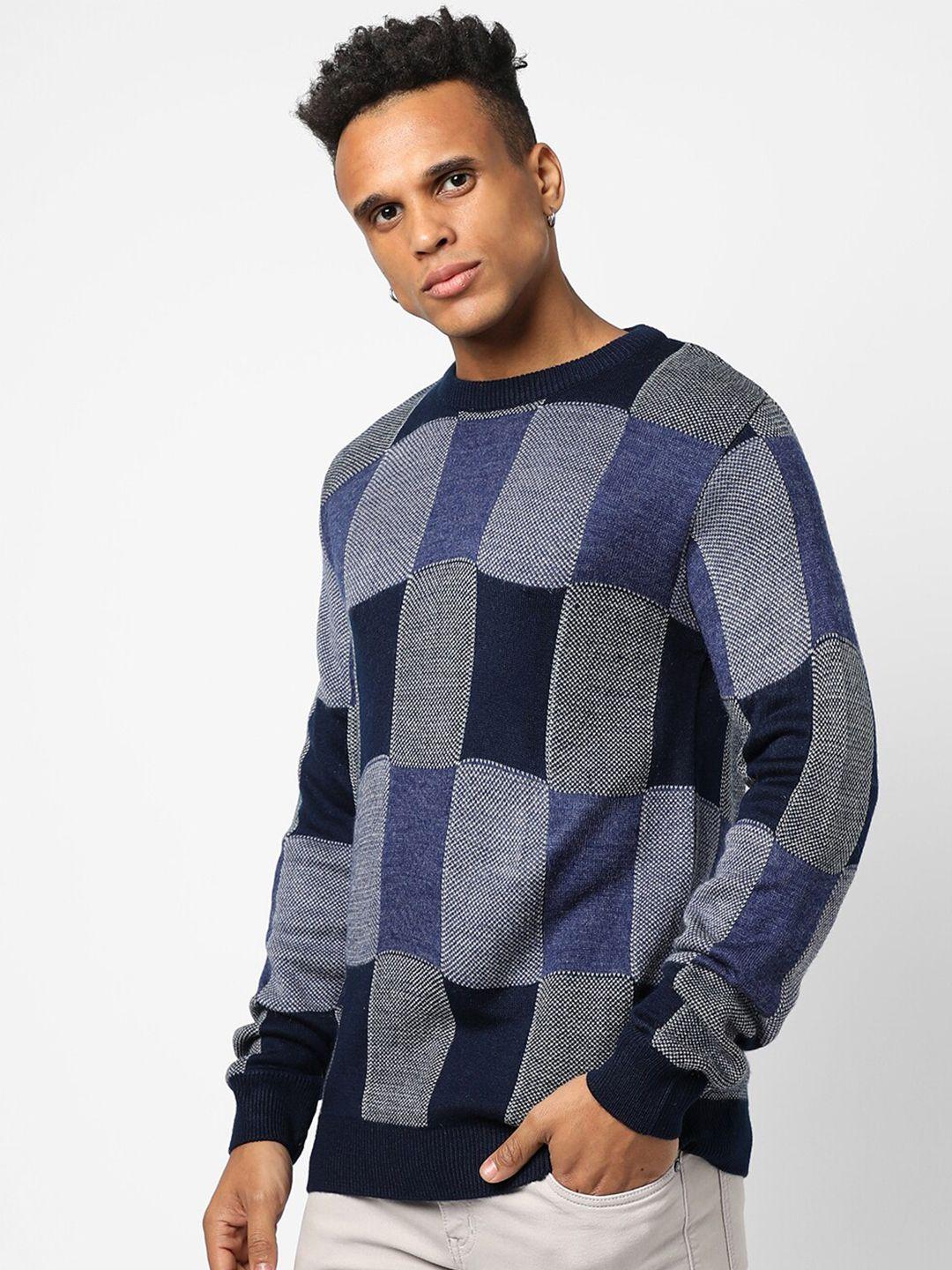 campus sutra men navy blue & grey checked pullover regular fit casual sweater