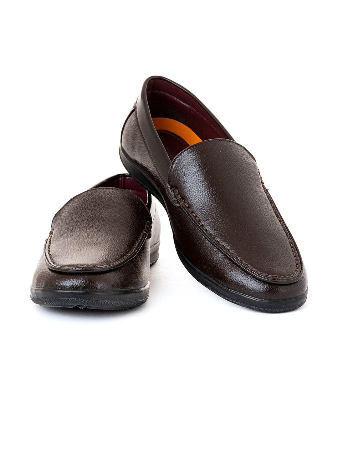 khadims men loafers