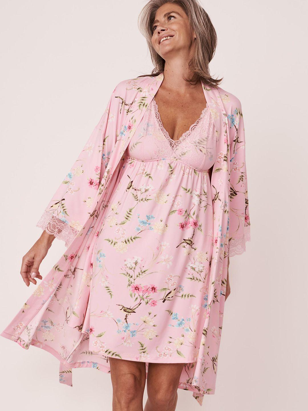 la vie en rose women pink robe