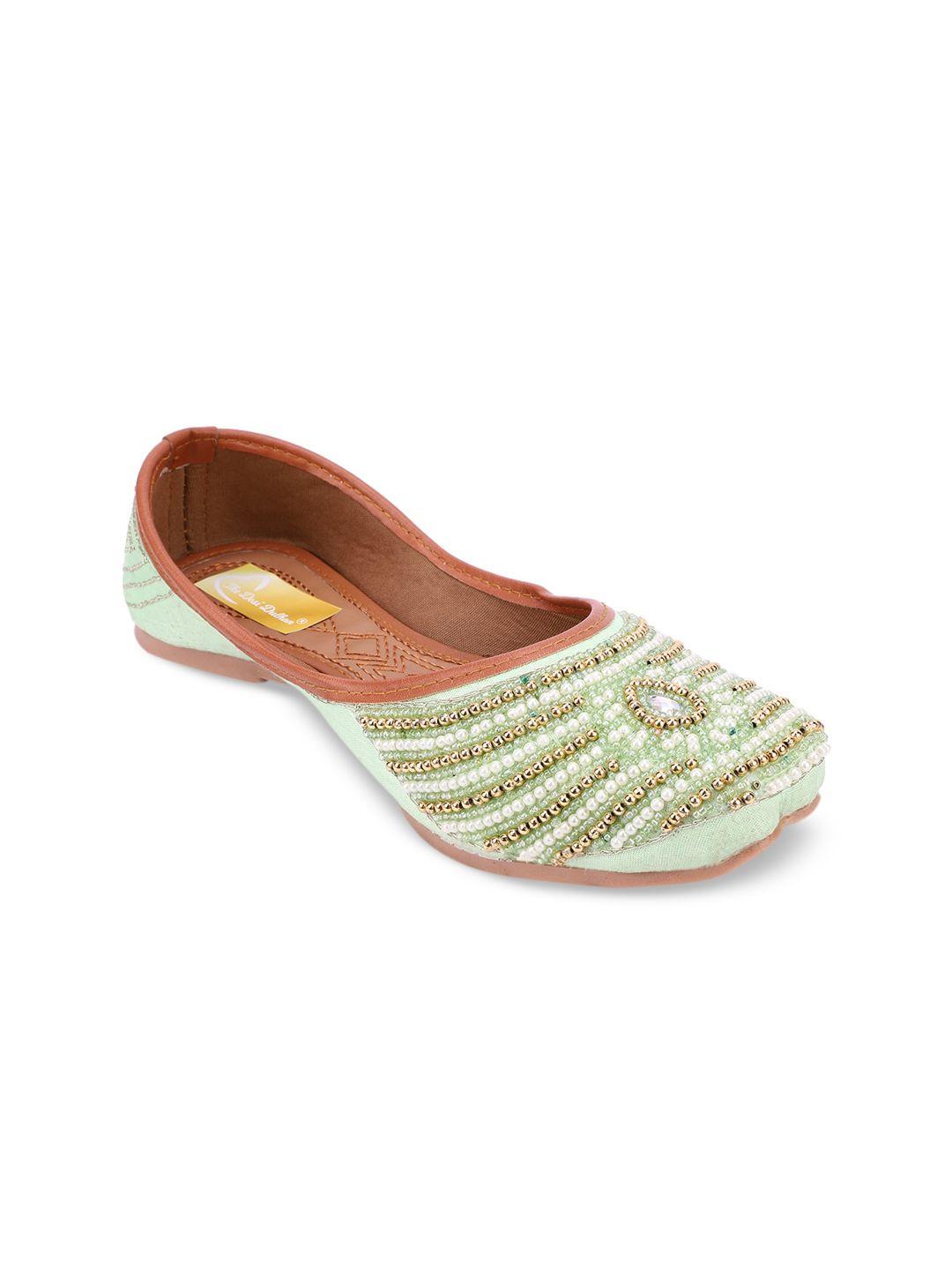 the desi dulhan women green embellished ethnic mojaris flats