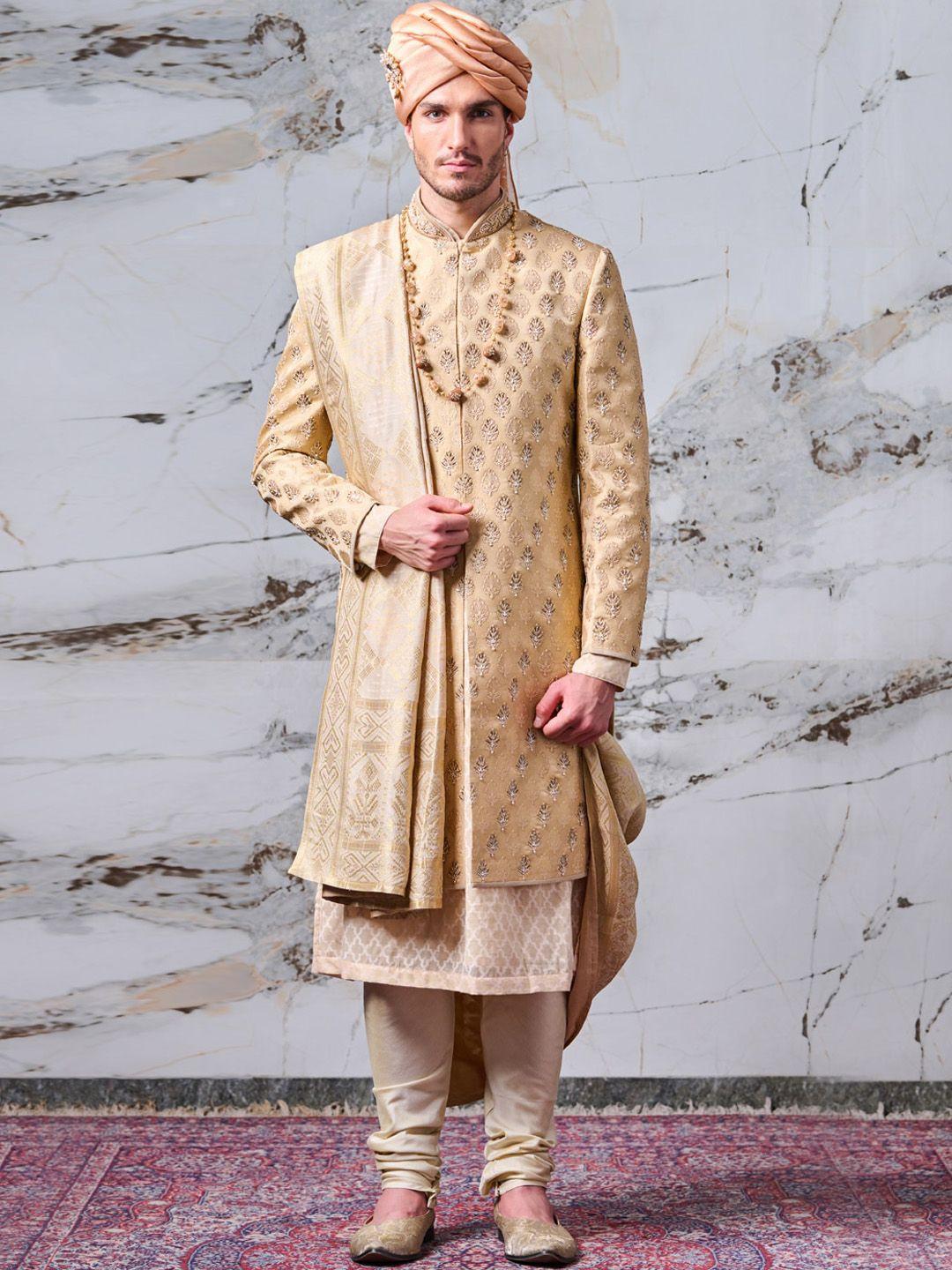 tasva men golden & white woven design sherwani