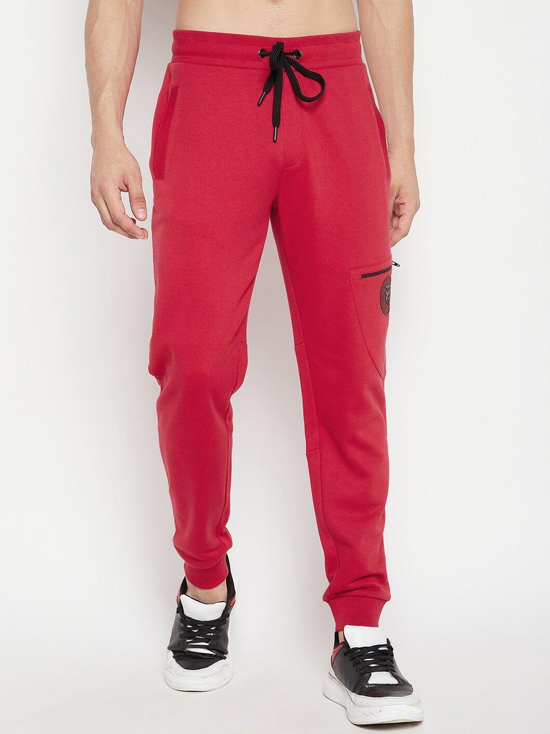 edrio men red solid cotton joggers