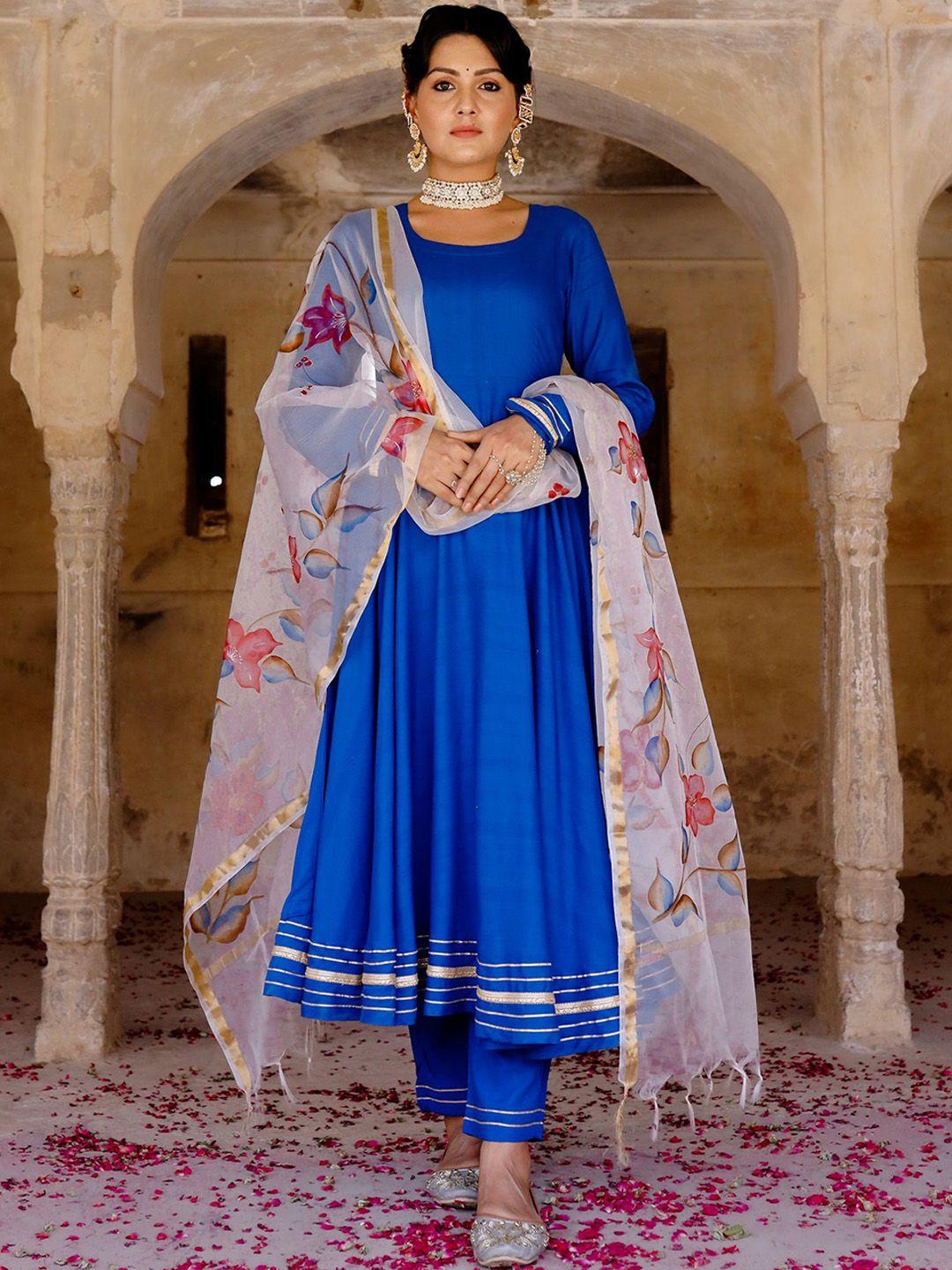 pheeta women blue & white kurta with trousers & with dupatta