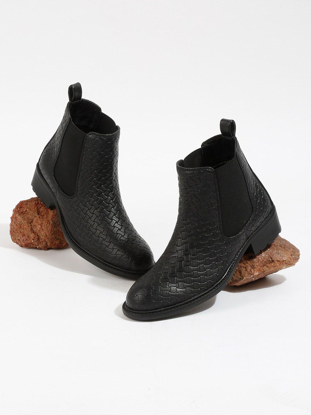 roadster women black textured leather boots