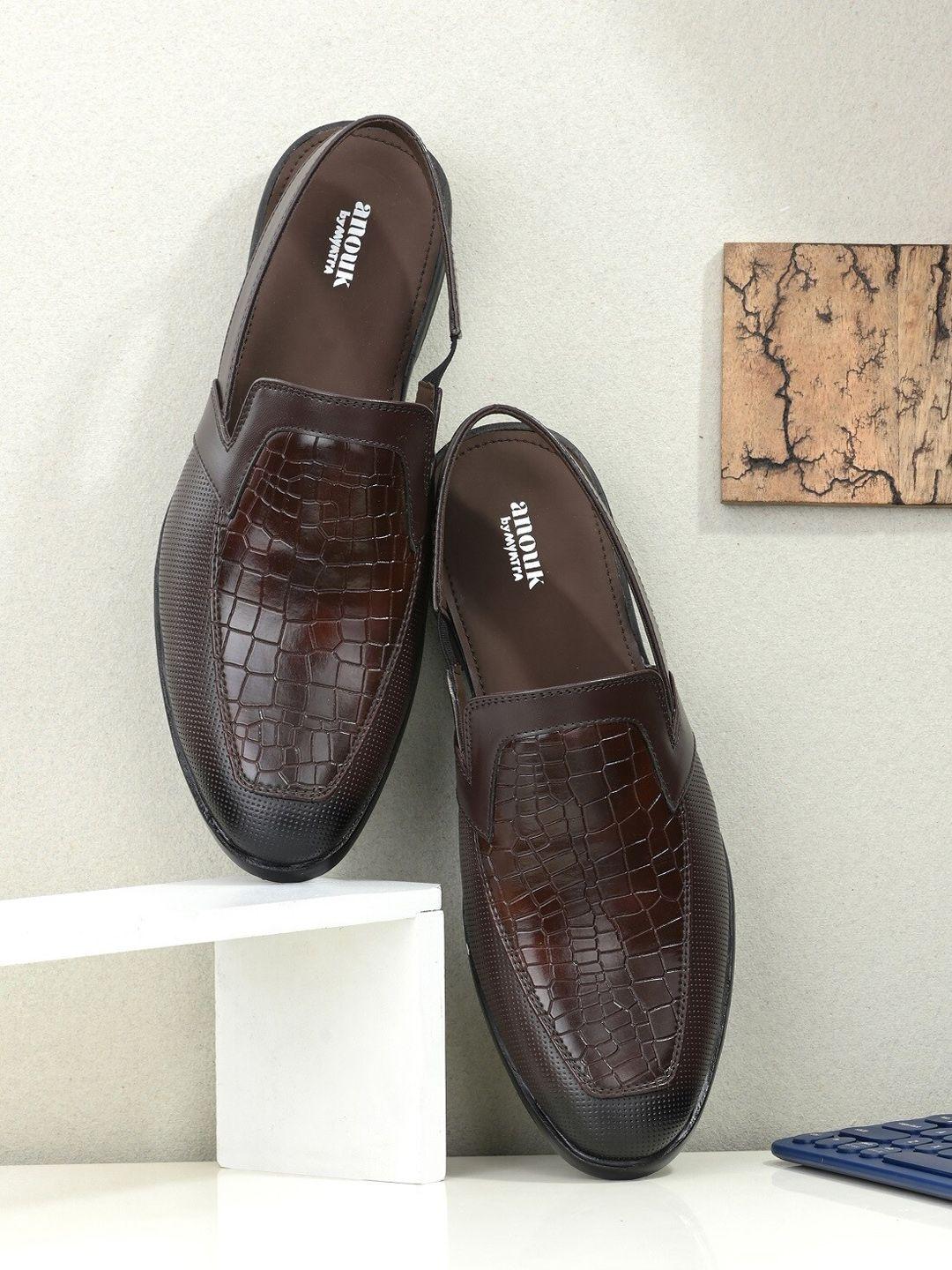 anouk men brown textured leather slip-on sneakers