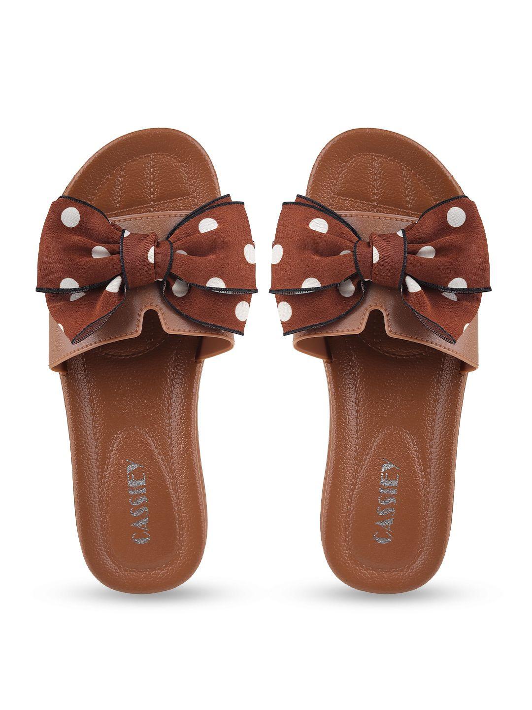 cassiey women brown & white printed rubber sliders