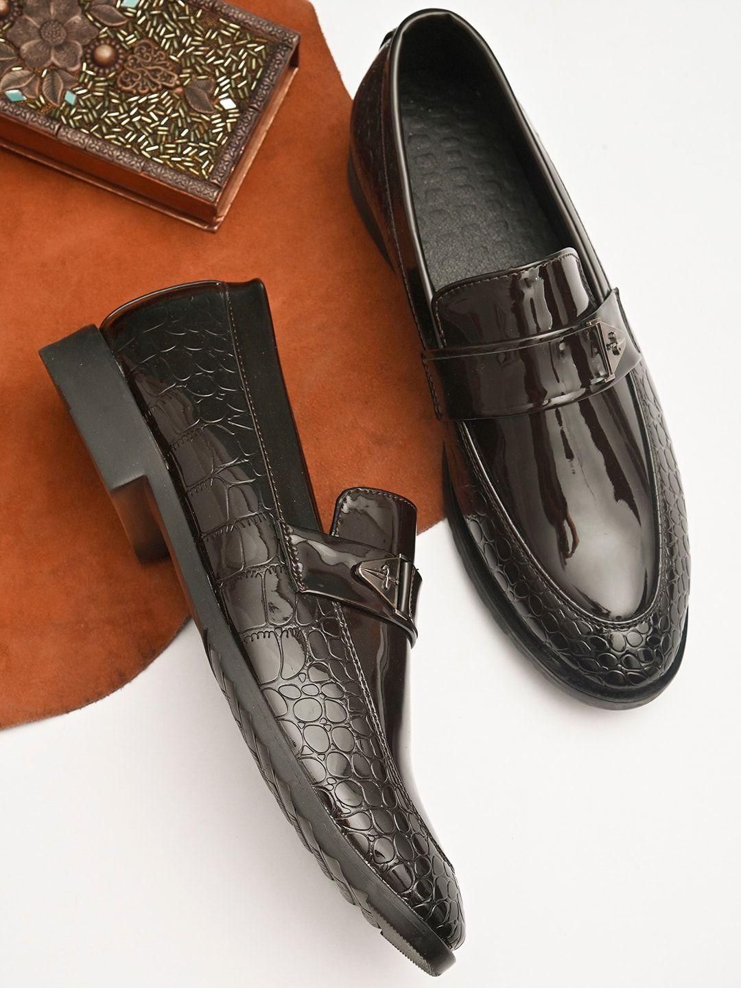 here&now men brown textured formal loafers