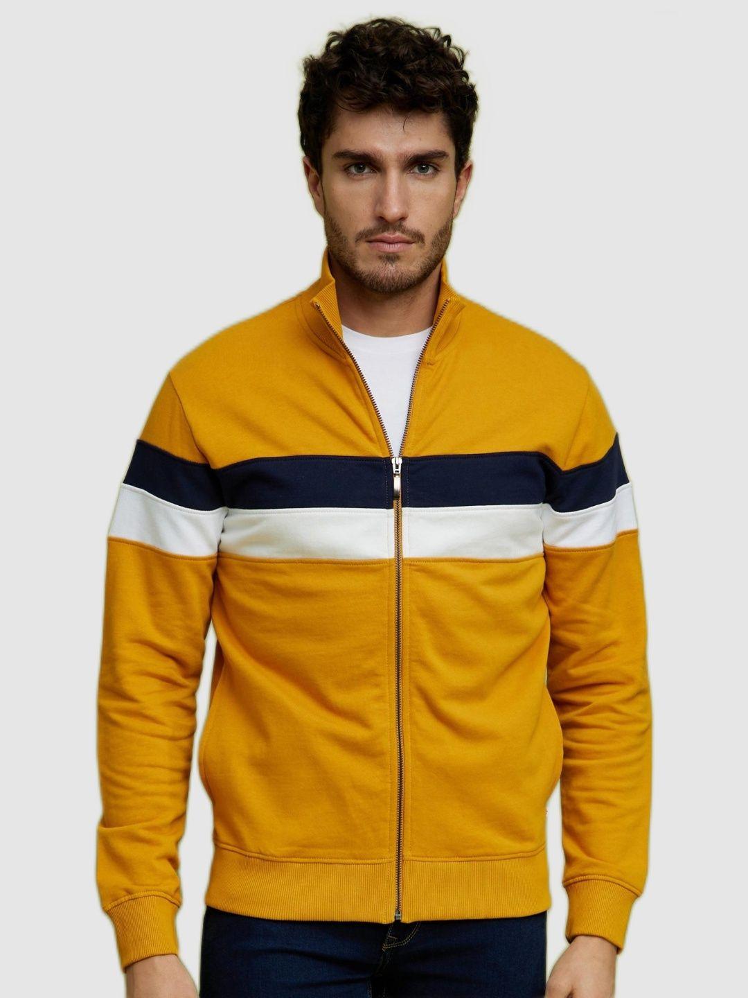 celio men mustard & white colourblocked cotton sweatshirt