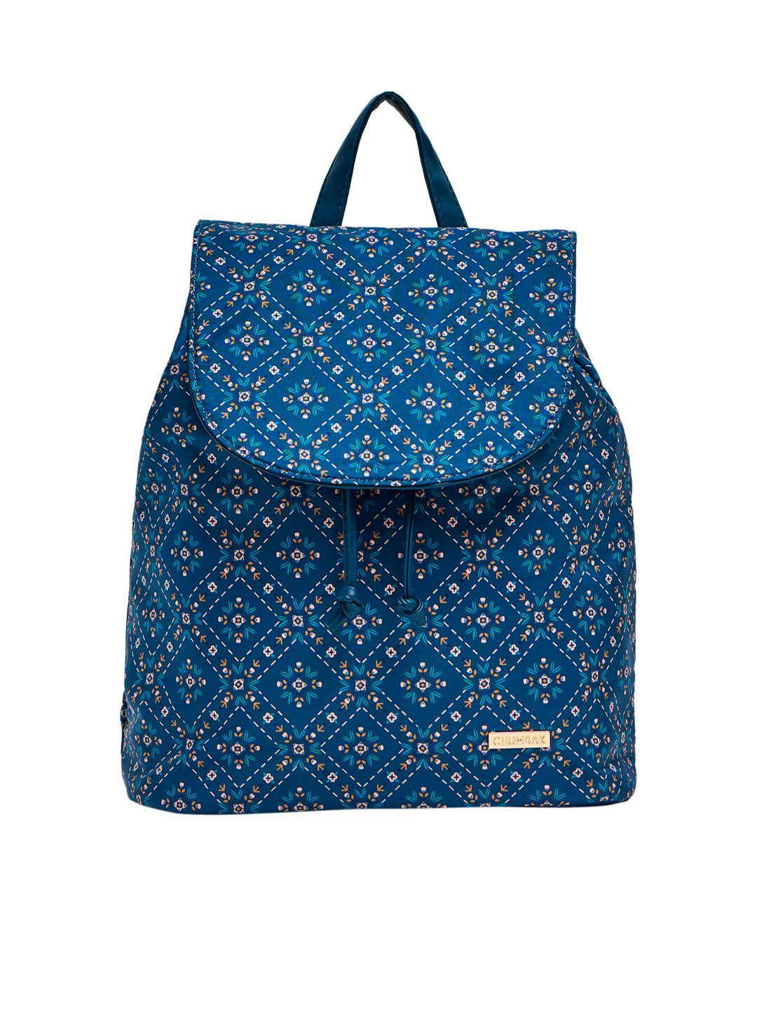 chumbak women navy blue & white geometric backpack