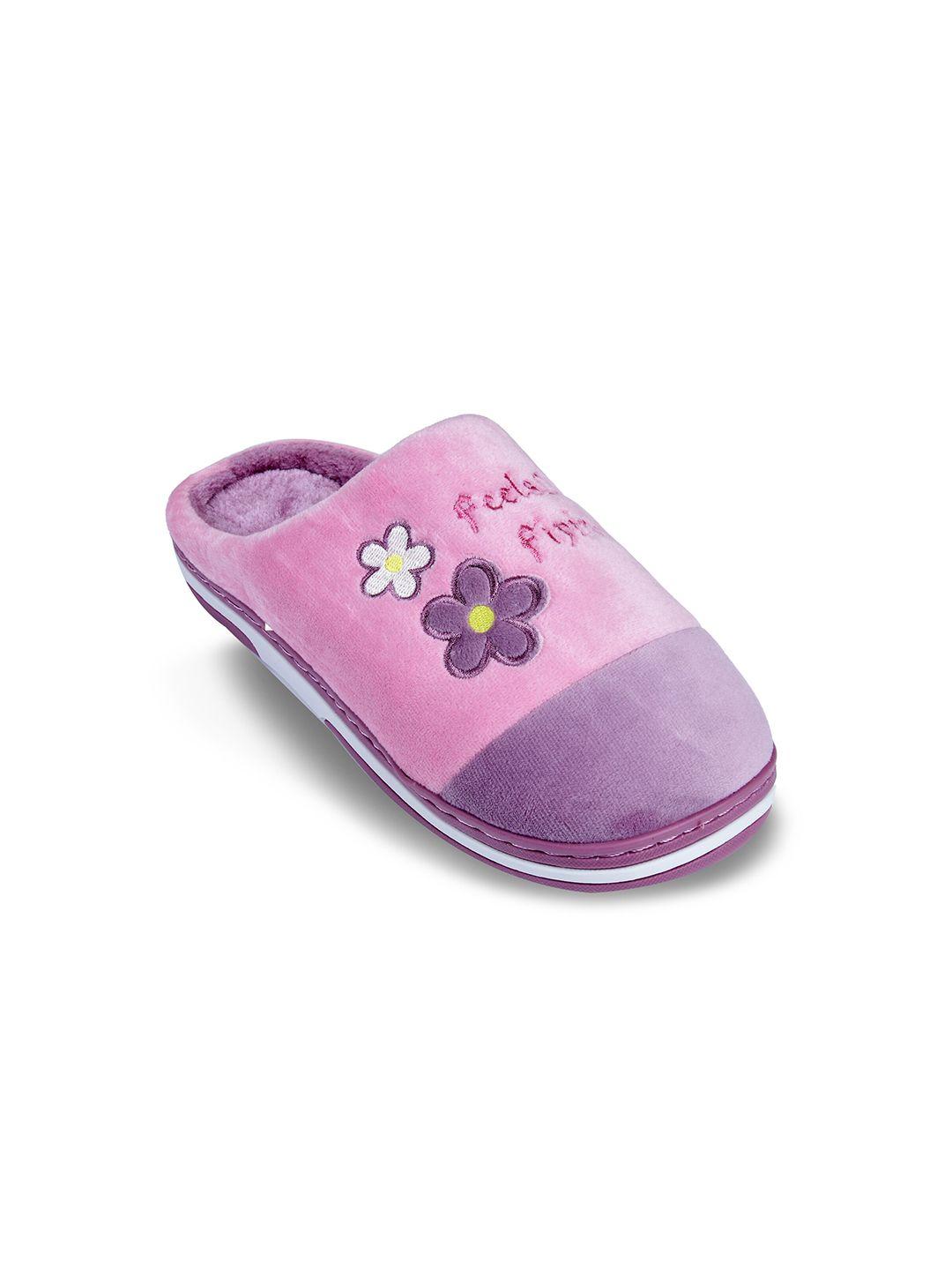 cassiey men purple & white printed room slippers