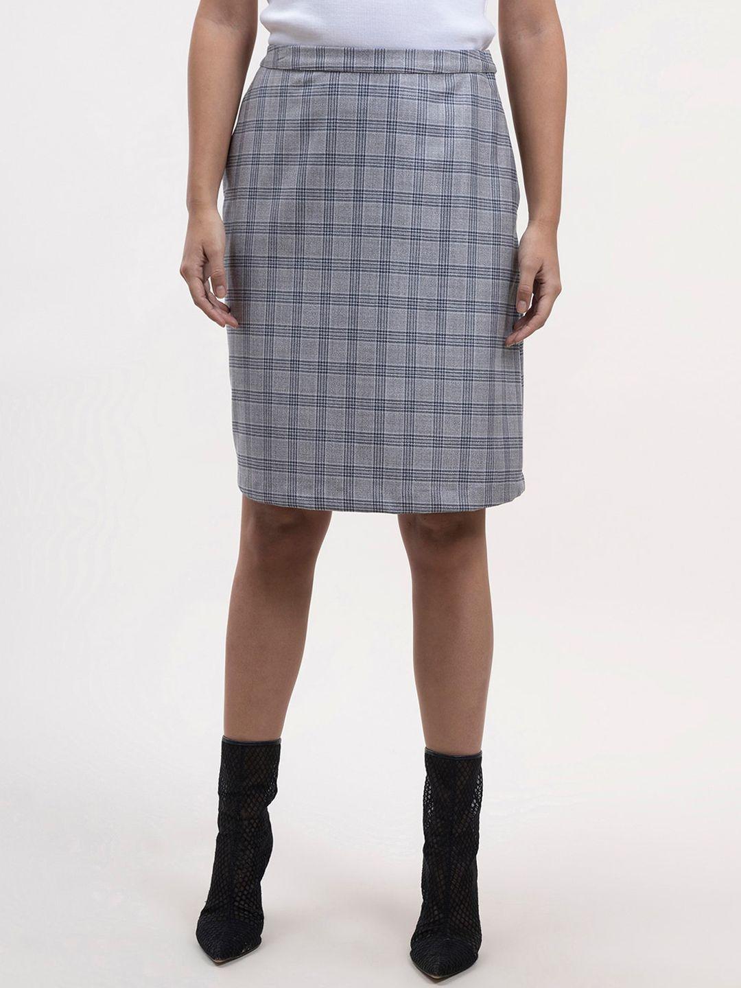 fablestreet women grey checked straight fit knee-length skirt