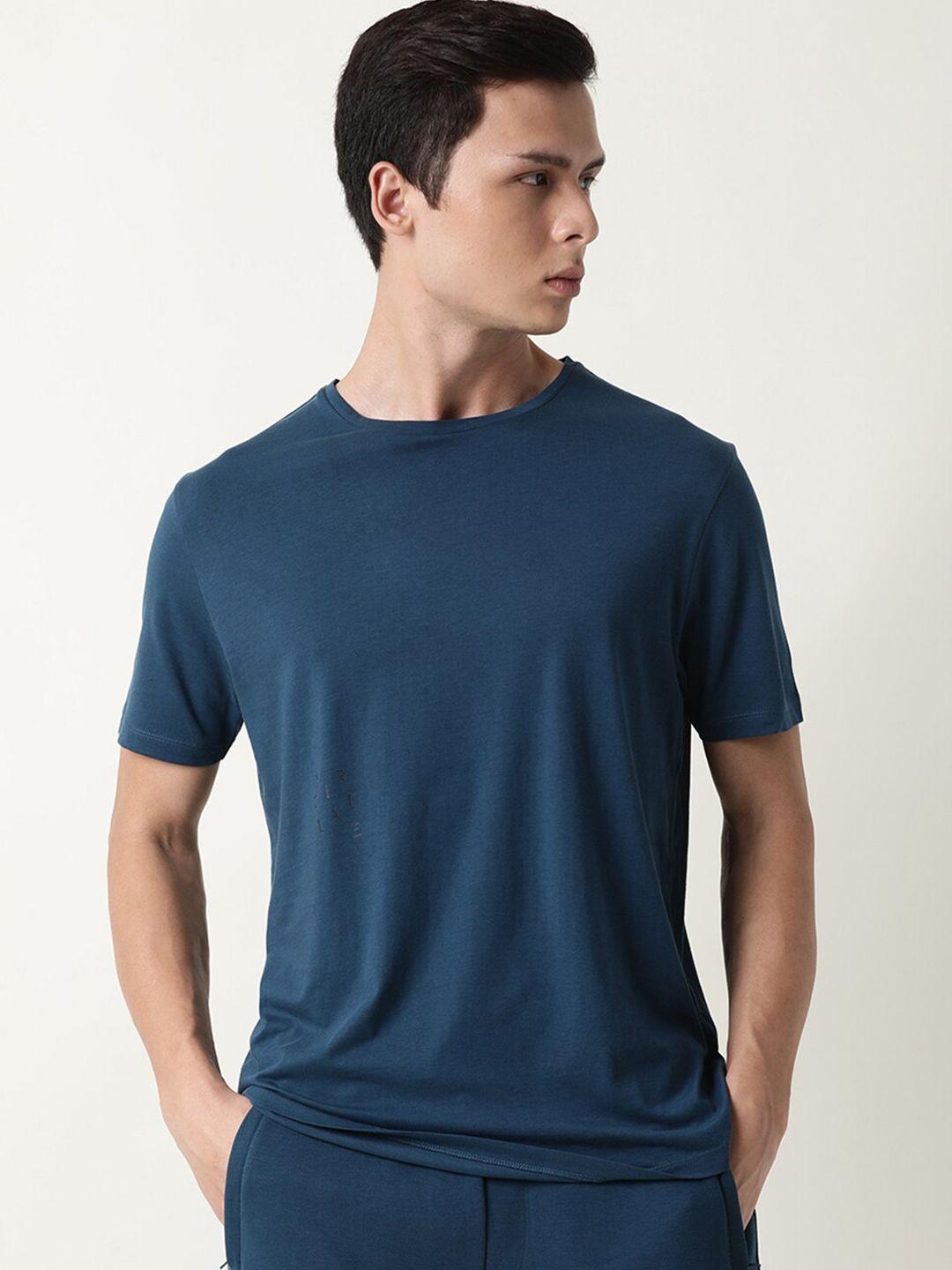 articale men blue solid slim fit cotton t-shirt