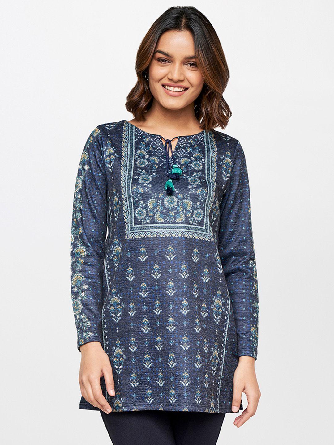 global desi women blue & white floral printed long sleeves tunic