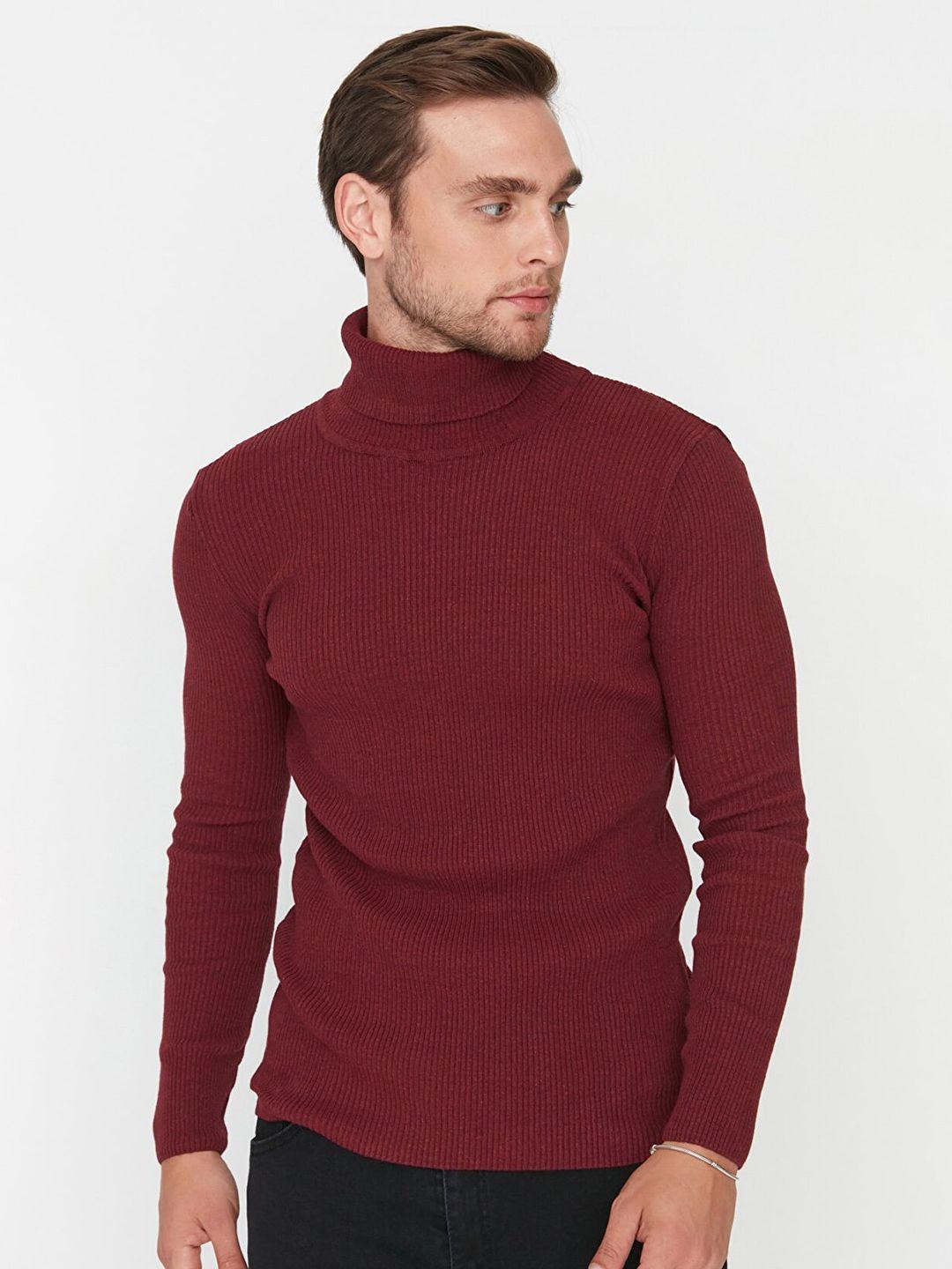 trendyol men maroon solid pullover sweater