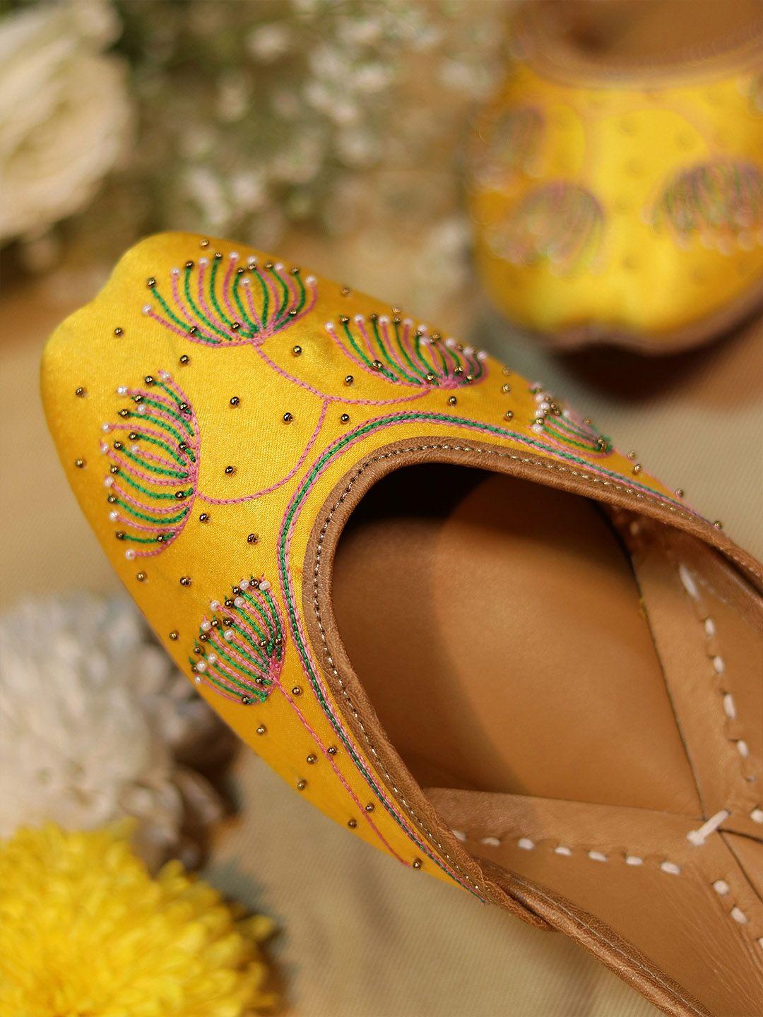 glam story women yellow embellished ethnic mojaris flats