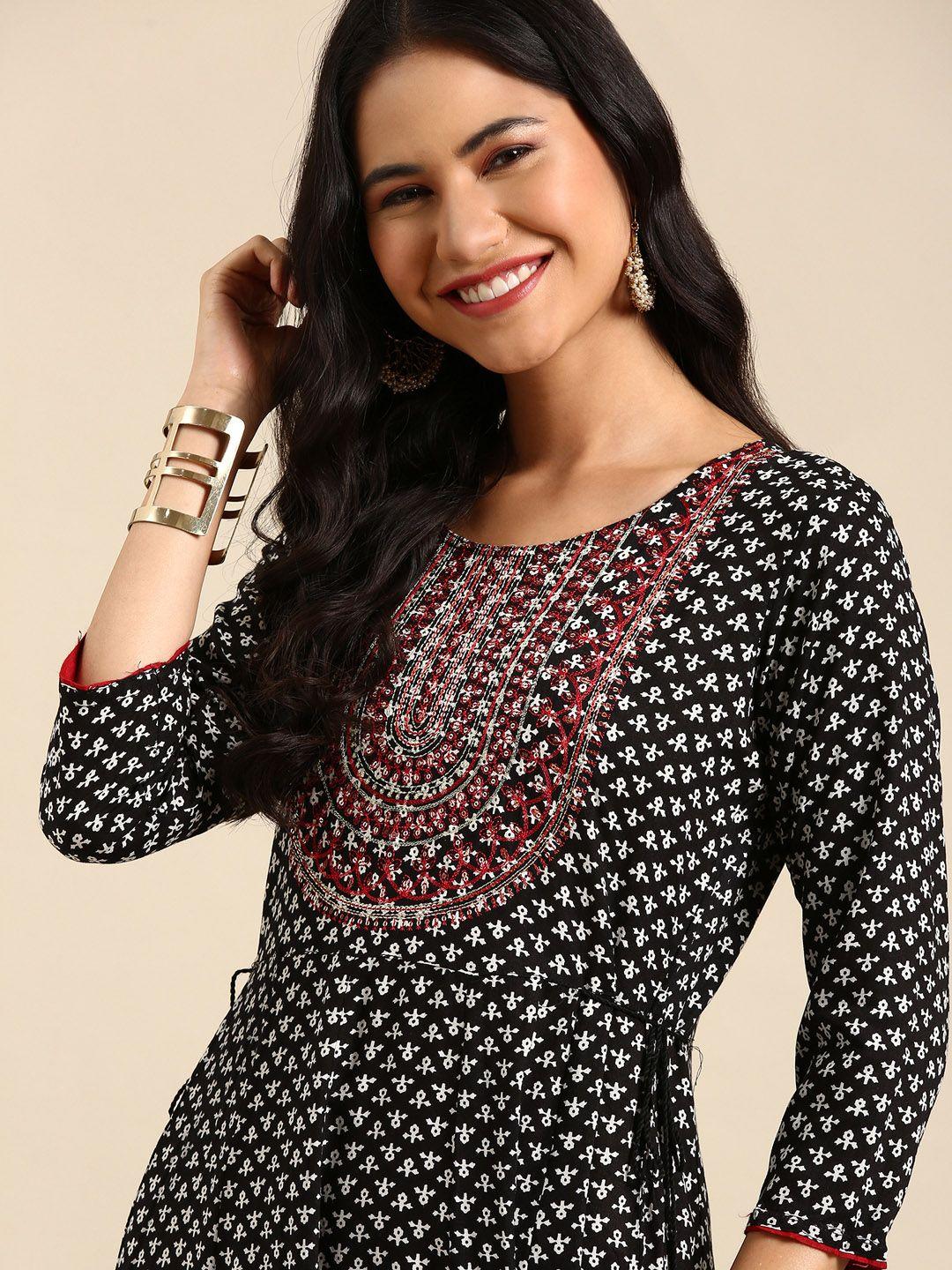 showoff women black & white floral printed floral cotton kurta