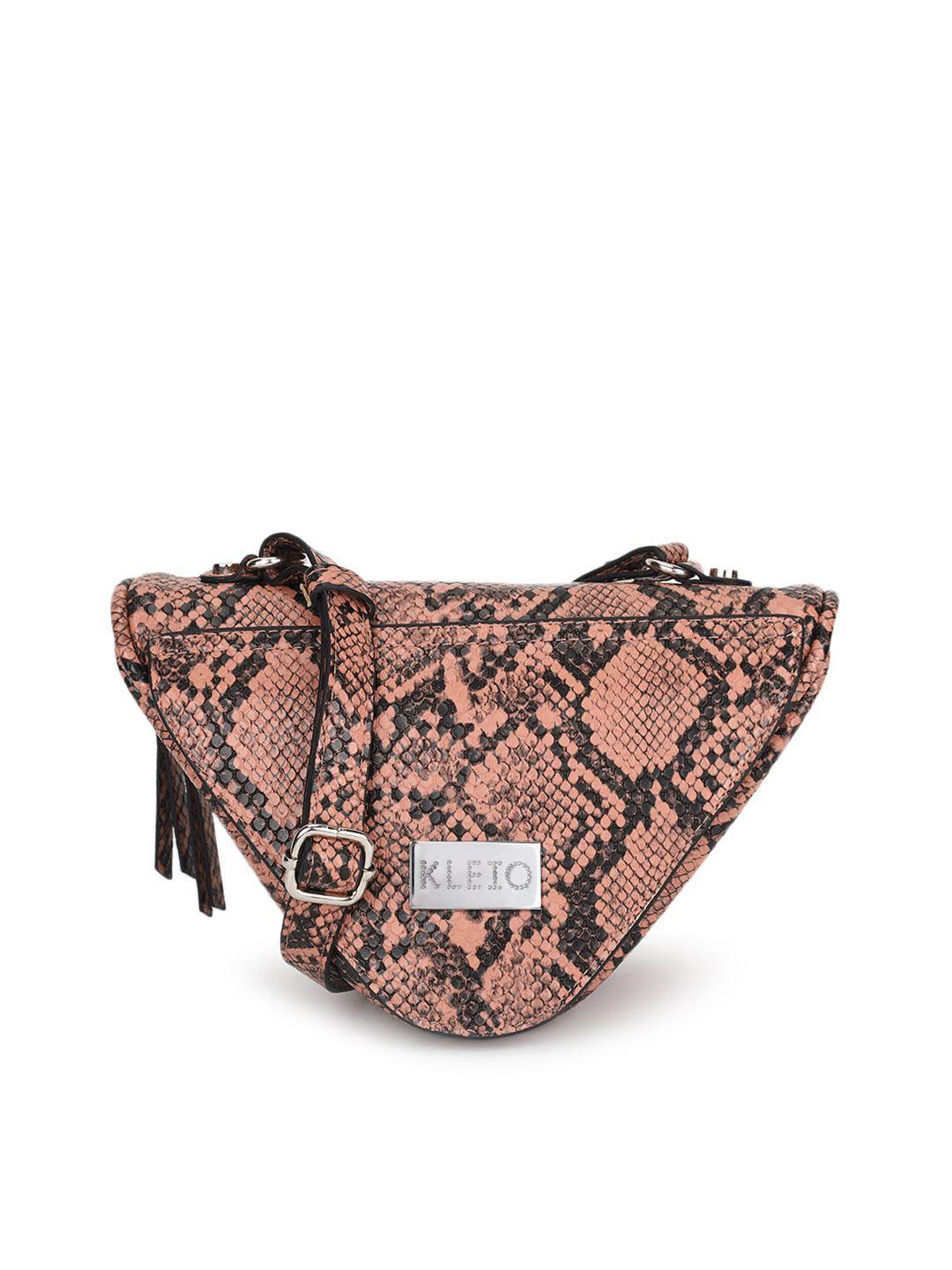 kleio peach-coloured animal swagger sling bag