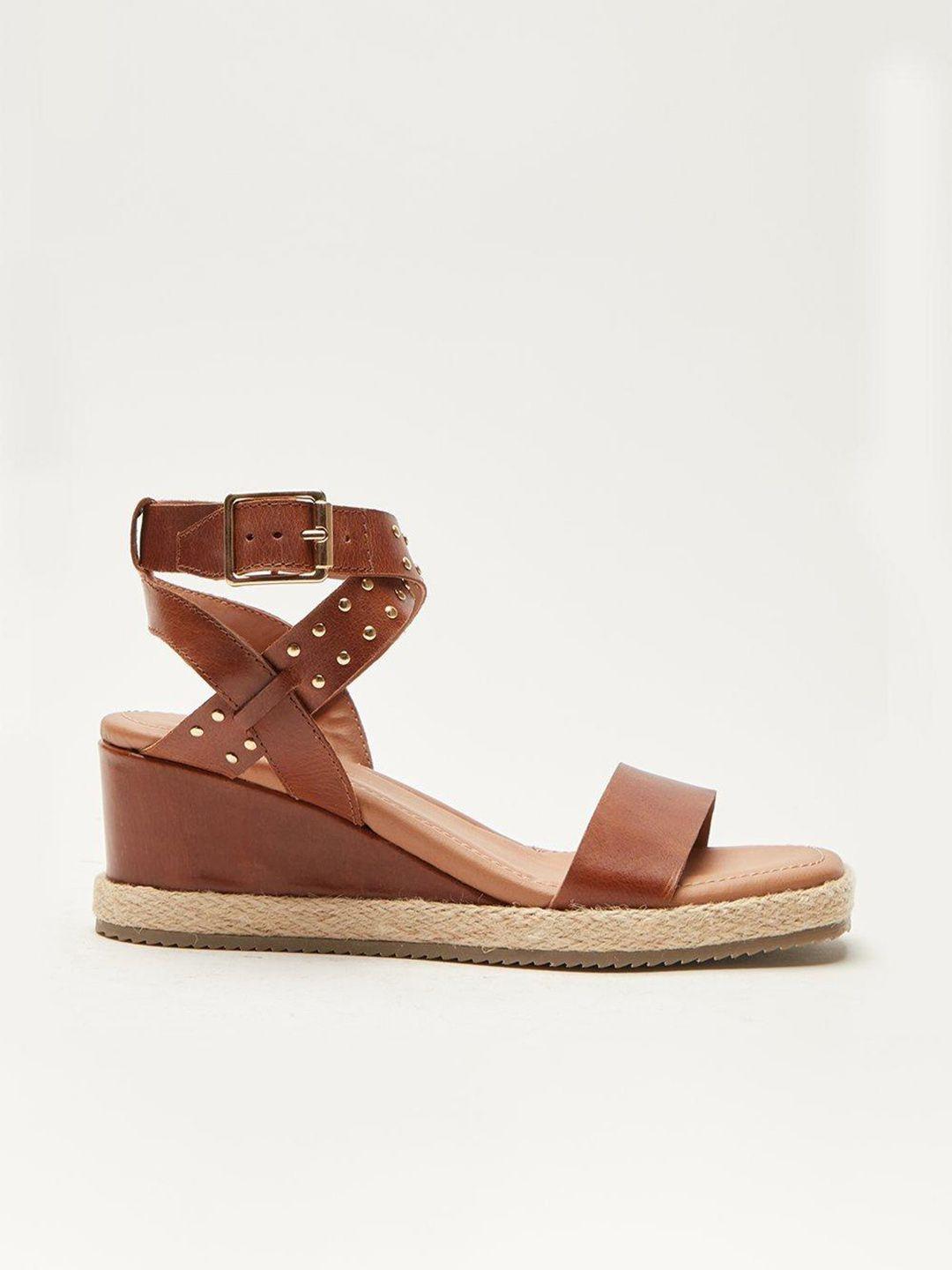 dorothy perkins brown solid leather wedges with embellished detail