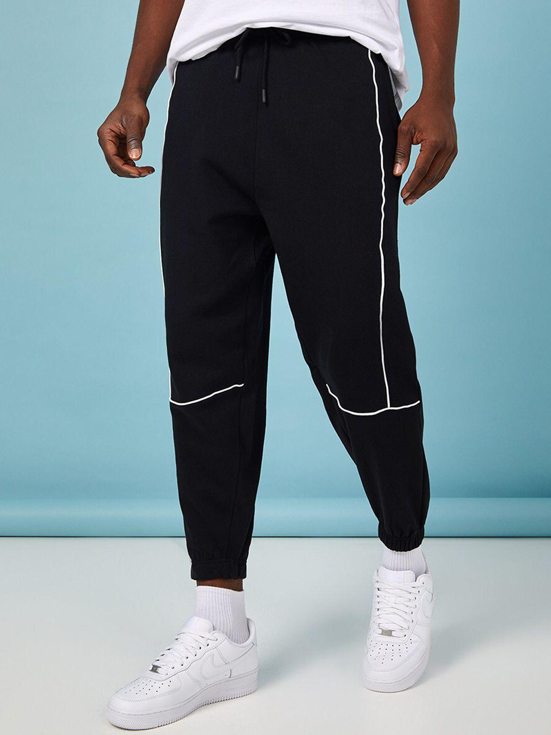 styli men black solid joggers